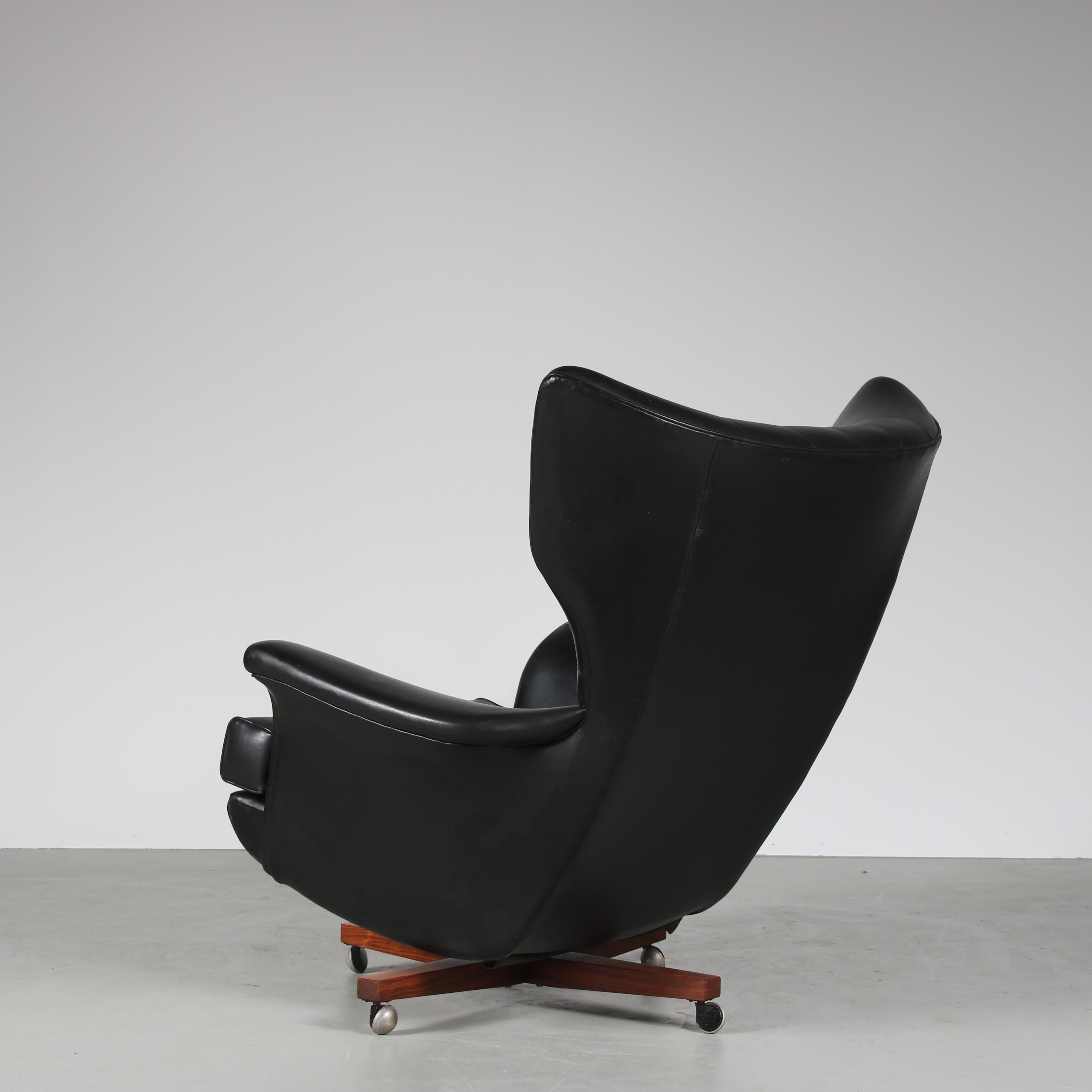 Model 6250 “Villain Chair” by G-Plan, UK, 1960 In Good Condition In Amsterdam, NL