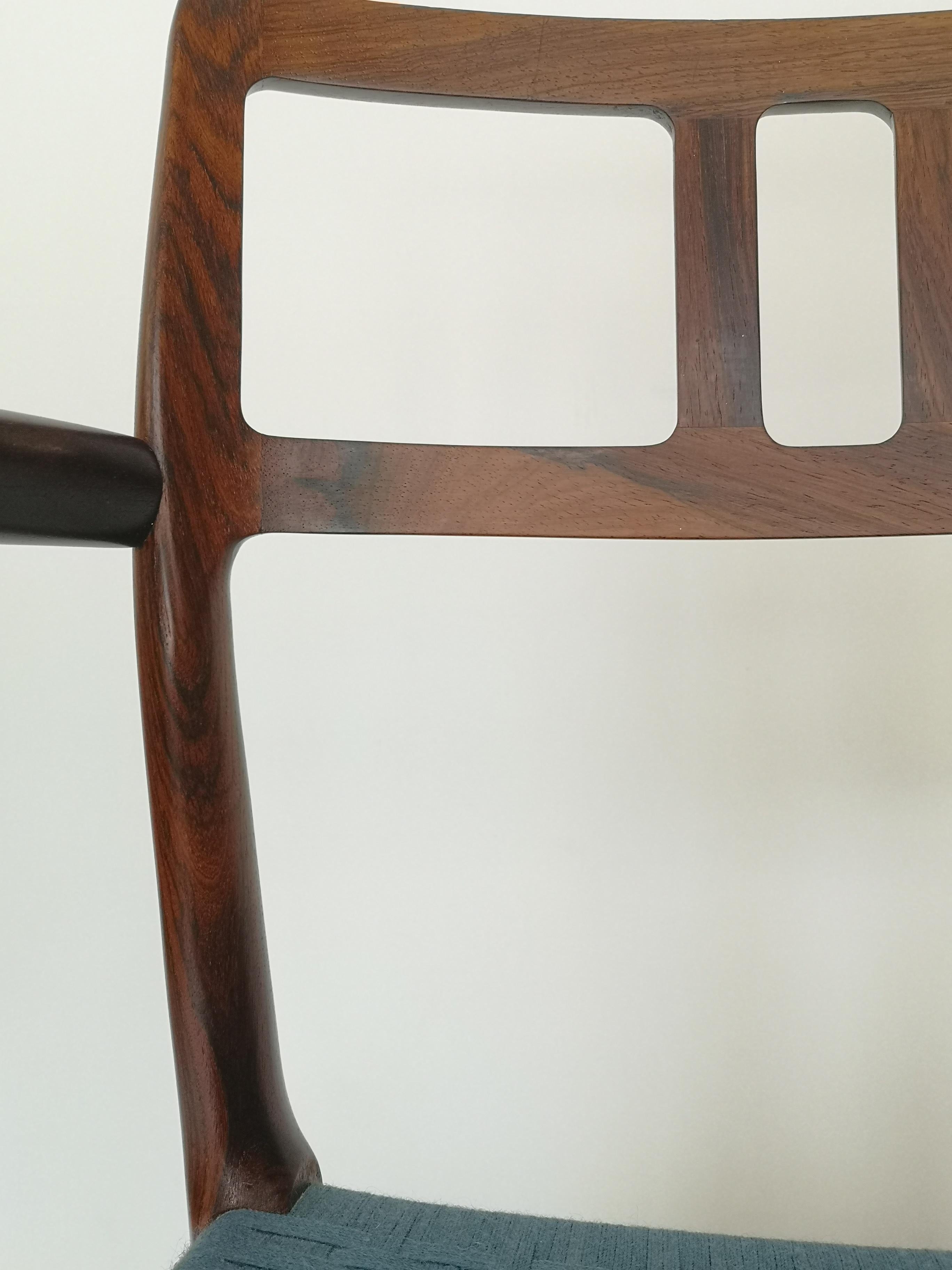 Model 64 Rosewood Armchair by Niels Moller In Good Condition For Sale In Victoria, BC