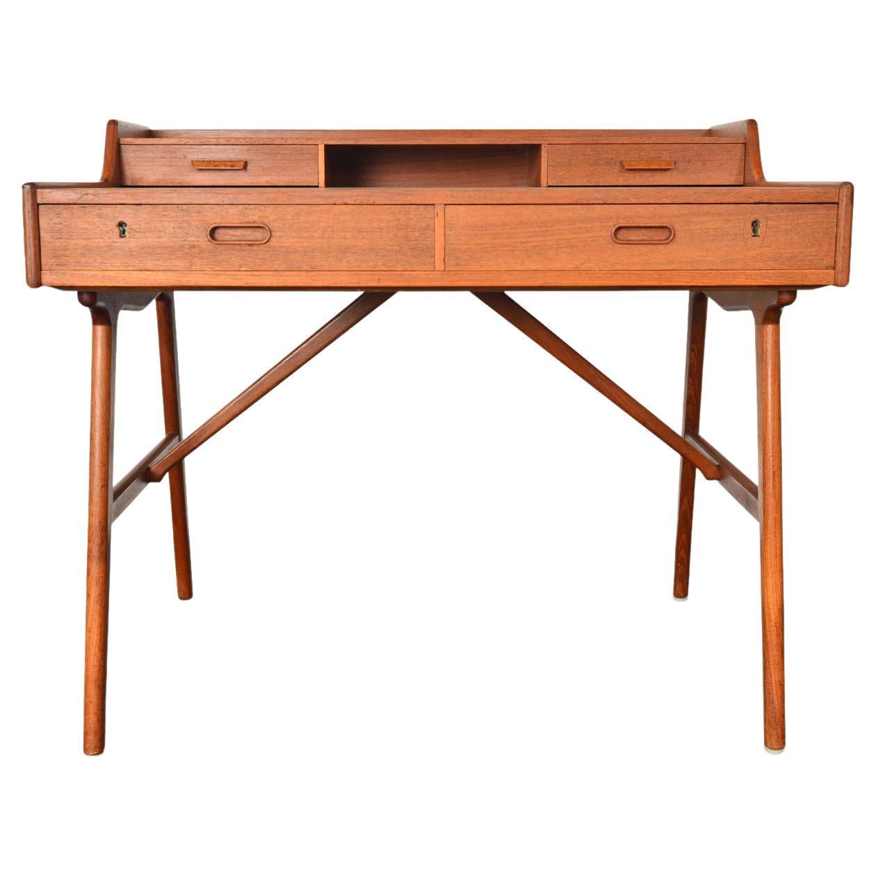 Model 64 Writing Desk in Teak by Arne Wahl Iversen For Sale