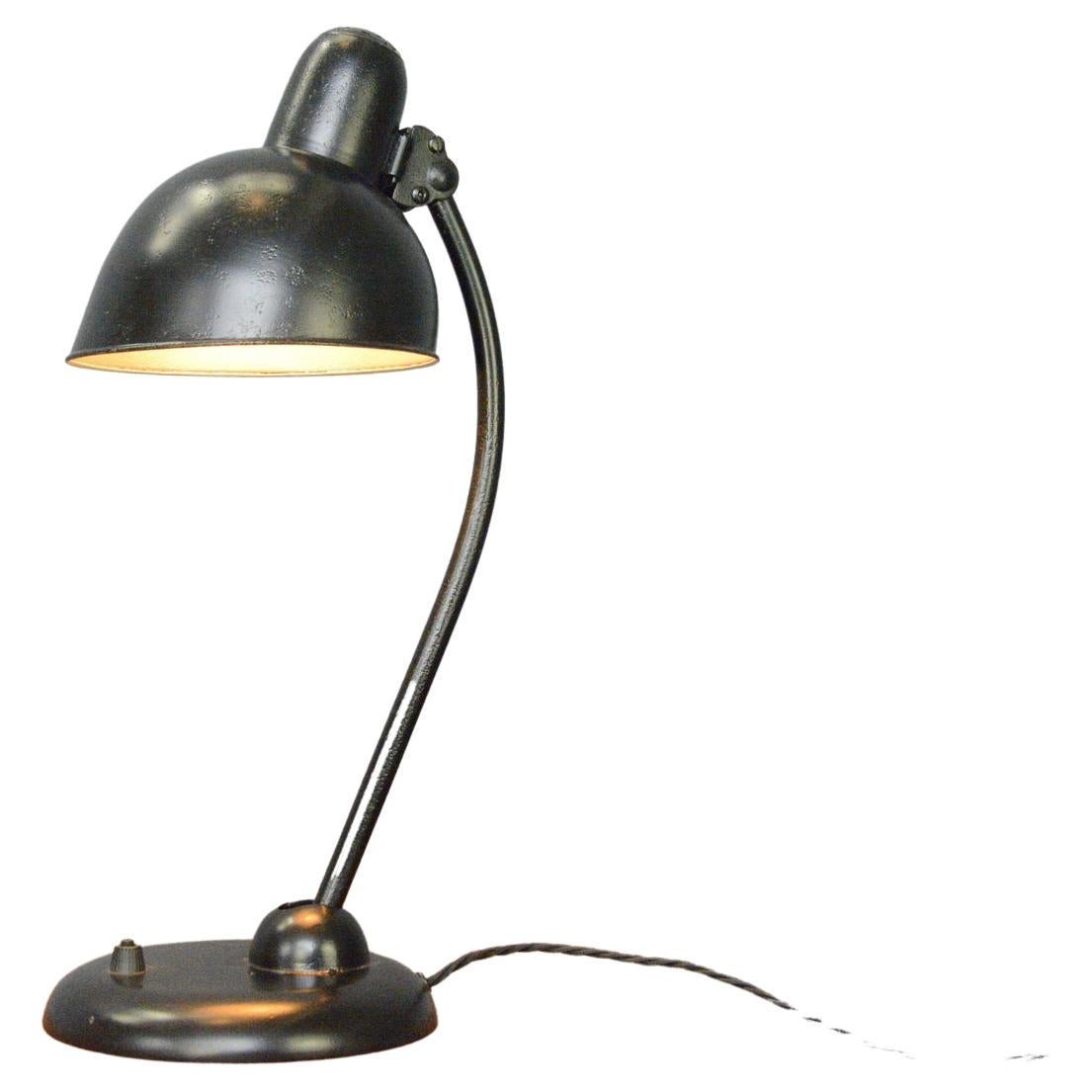 Lampe de table modèle 6556 par Kaiser circa 1930s