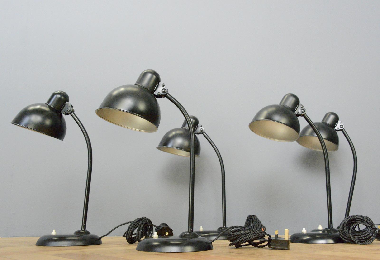 Lampes de table modèle 6556 par Kaiser Idell, vers les années 1930 3