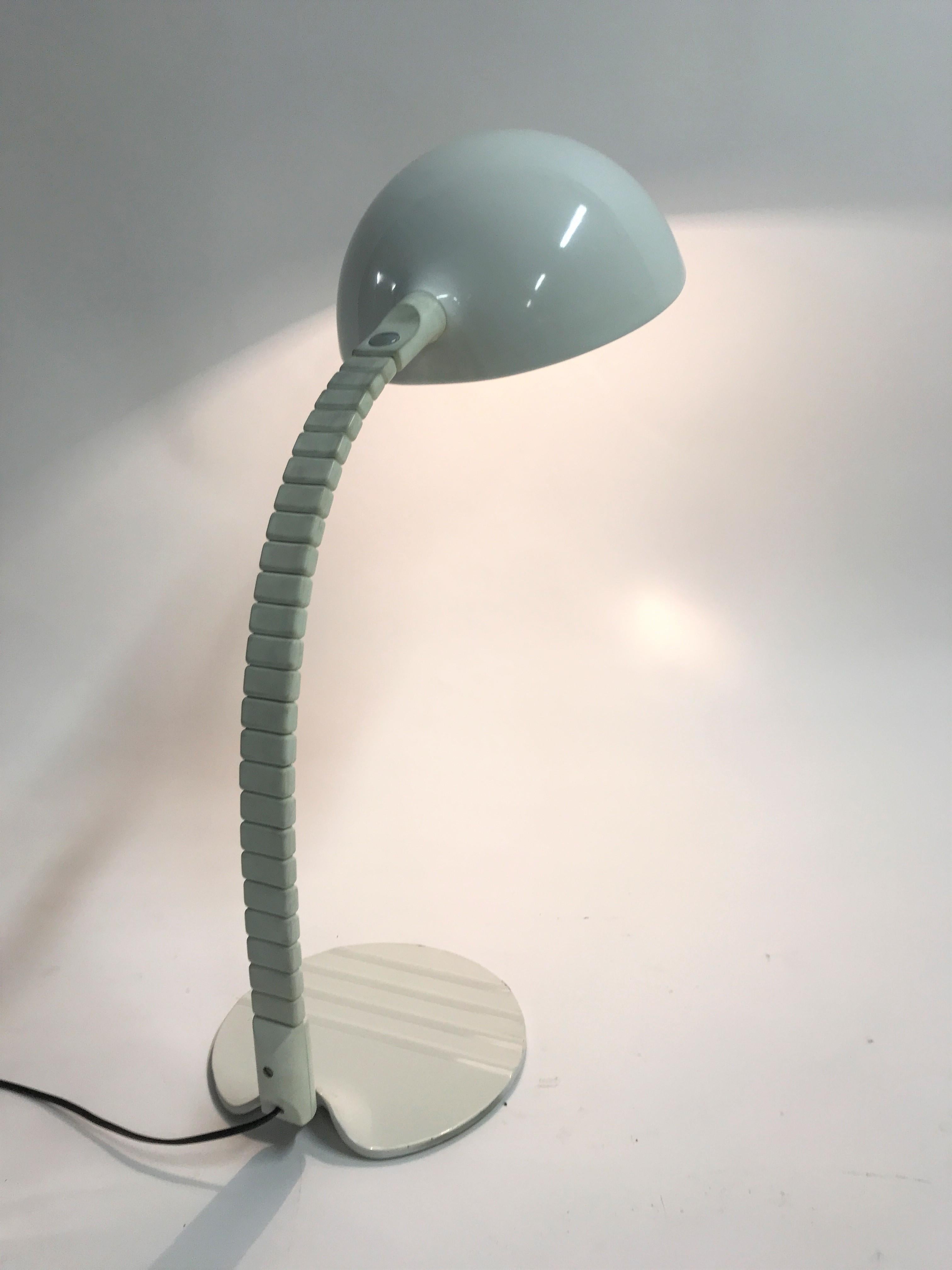 Model 660 Table Lamp 