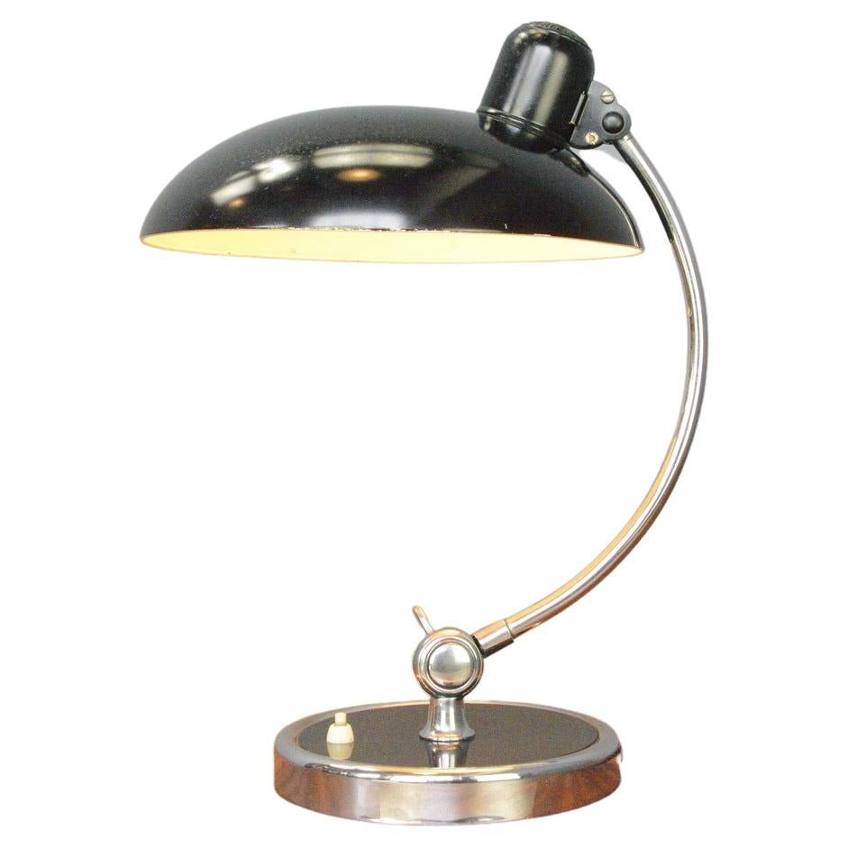 Lampe de table modèle 6631 par Kaiser Idell, Circa 1930s