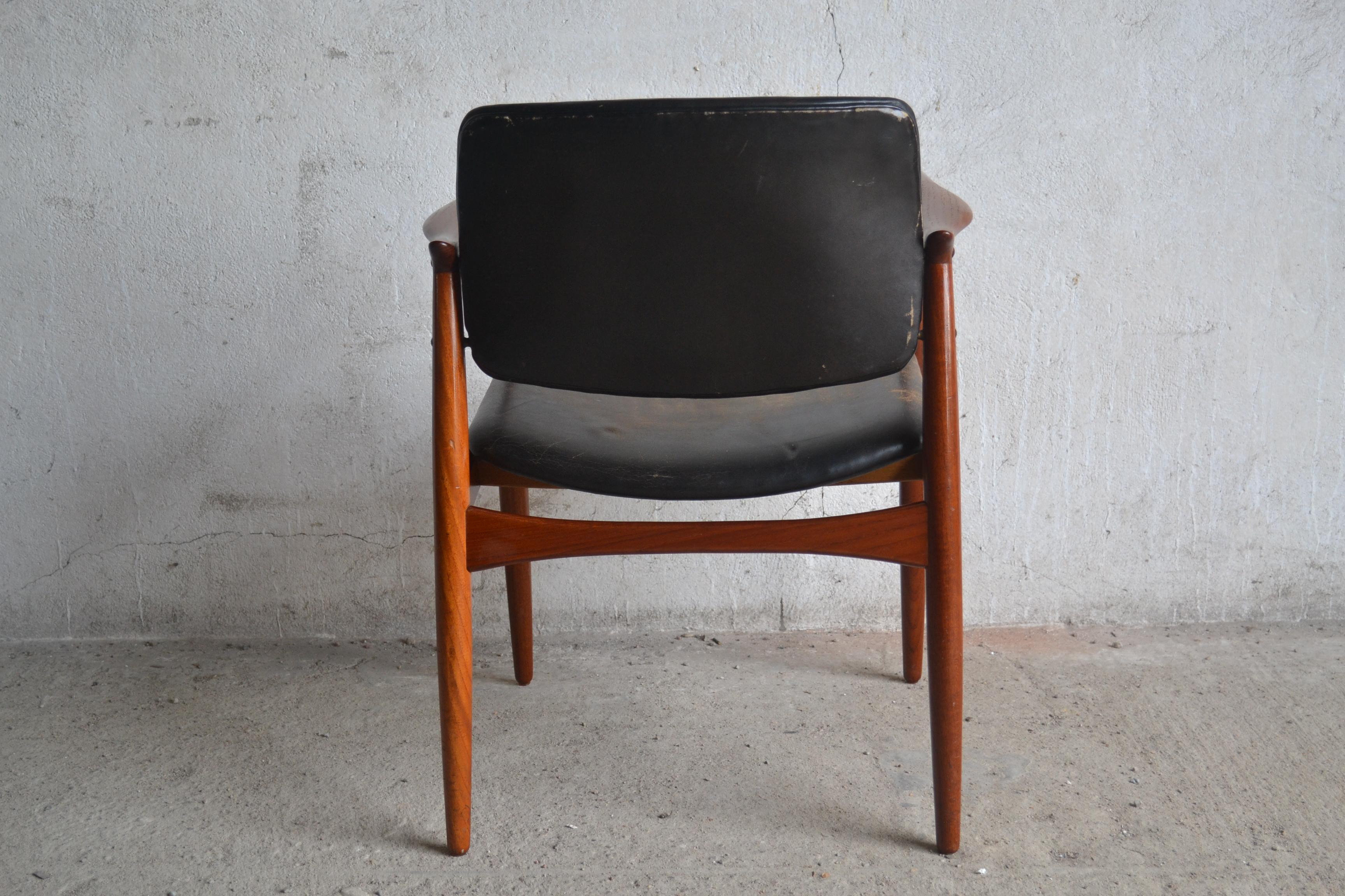 Model 67 Armchair by Erik Buch, 1960s For Sale 2
