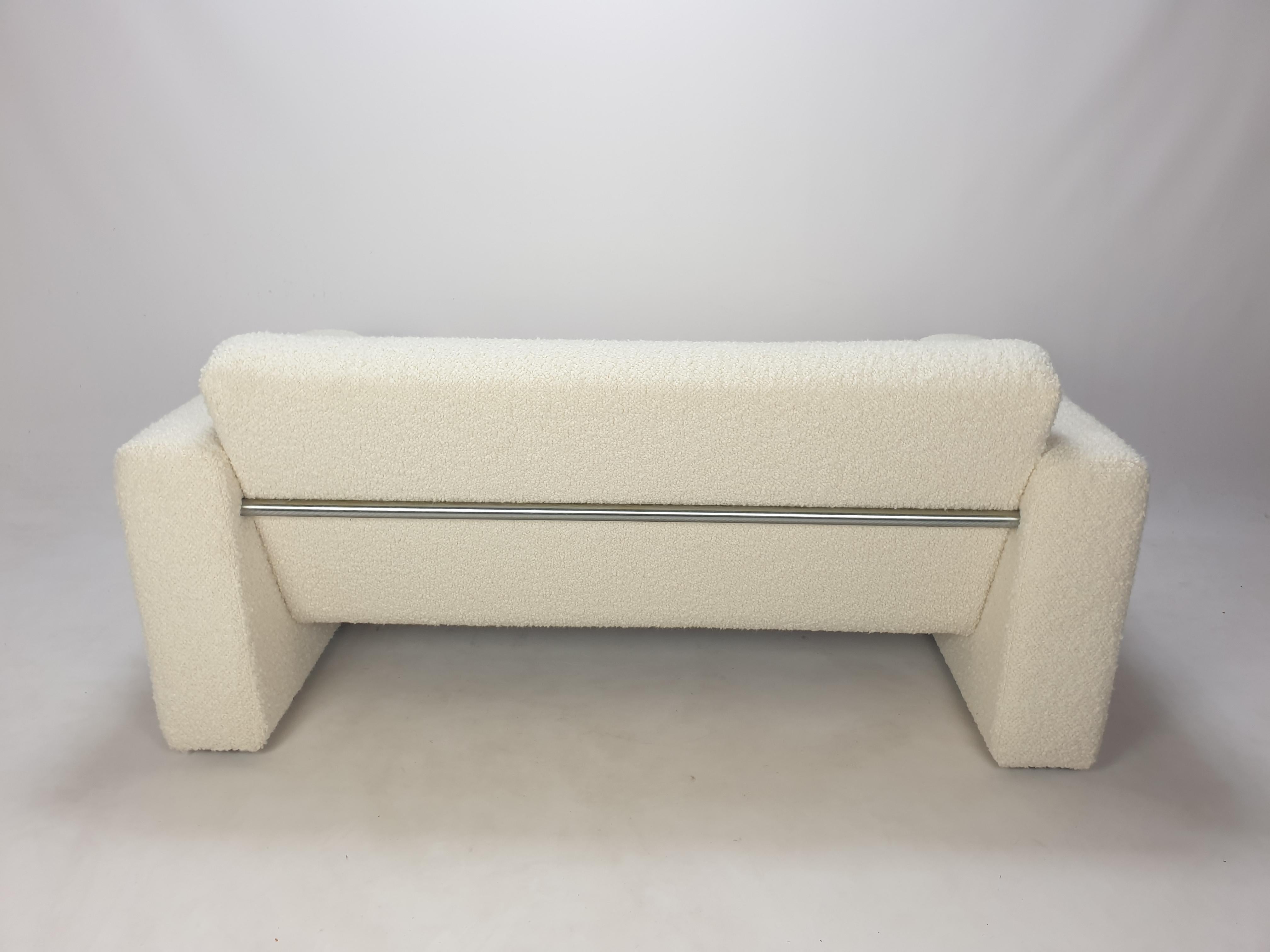 Model 691 2-Seat Sofa by Artifort, 1980s For Sale 7
