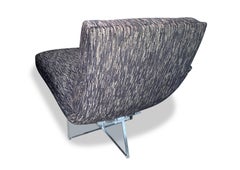 Modell 6910 Erica Chaiselongue aus Wolle mit Lucite-Sockel von Vladimir Kagan