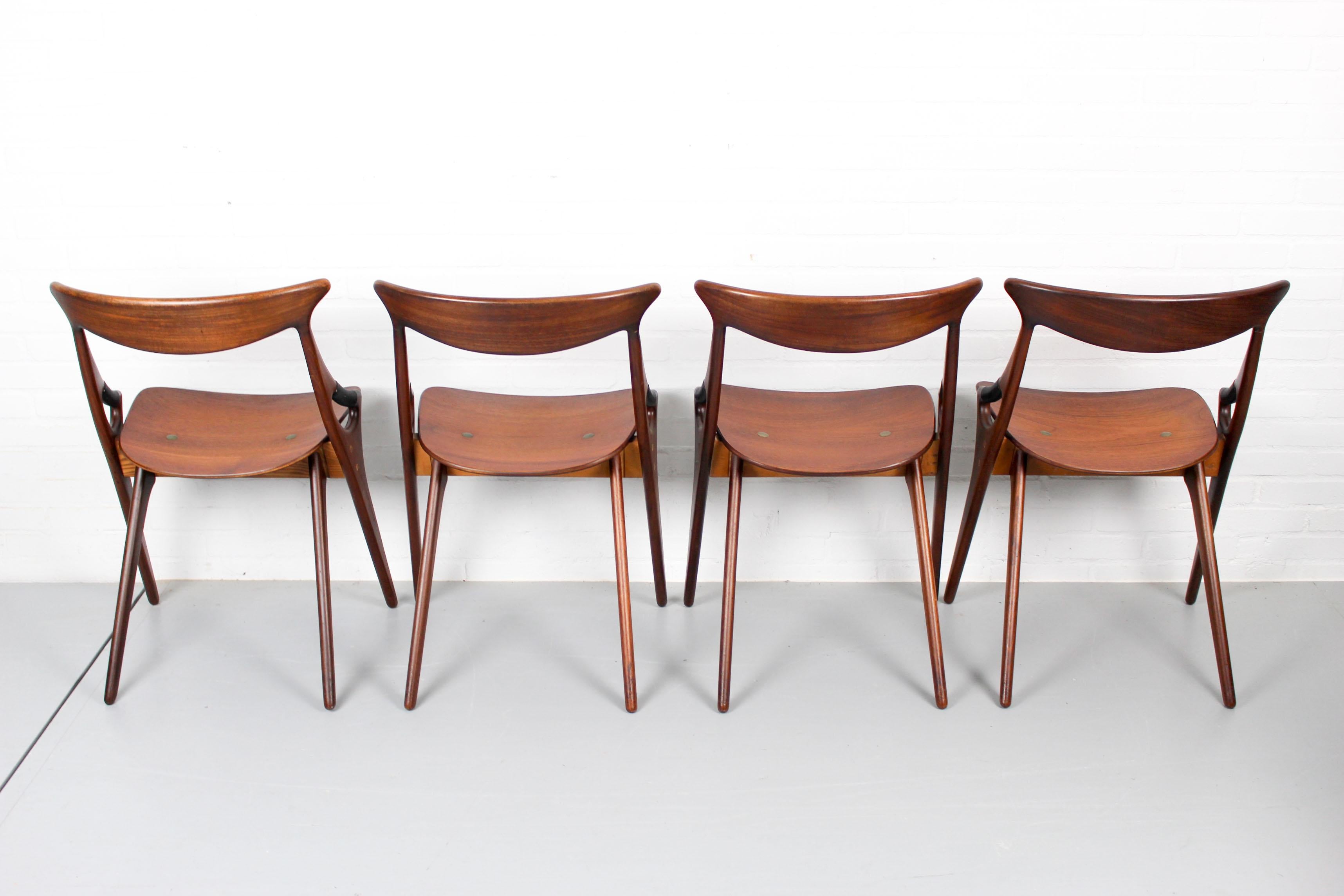 Model 71 Chairs by Arne Hovmand Olsen for Mogens Kold, 1950s, Set of 4 3