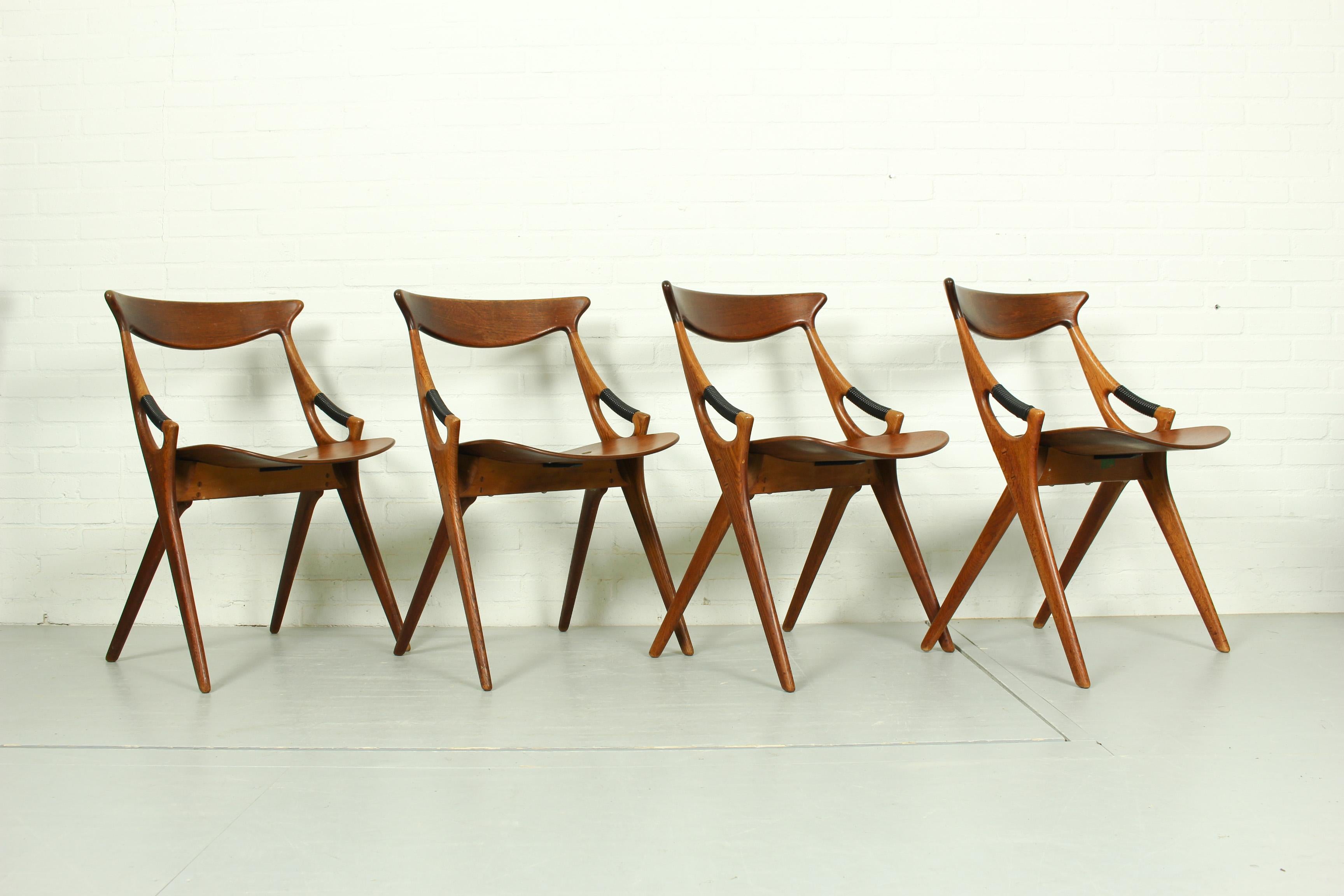 Model 71 Chairs by Arne Hovmand Olsen for Mogens Kold, 1950s, Set of 4 2