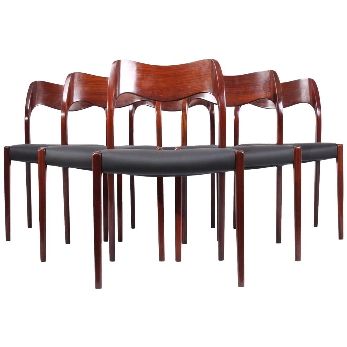 Model 71 Dining Chairs by Moller in Rosewood