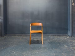 Modelo 71 Silla de teca y cuero de Henning Kjærnulf