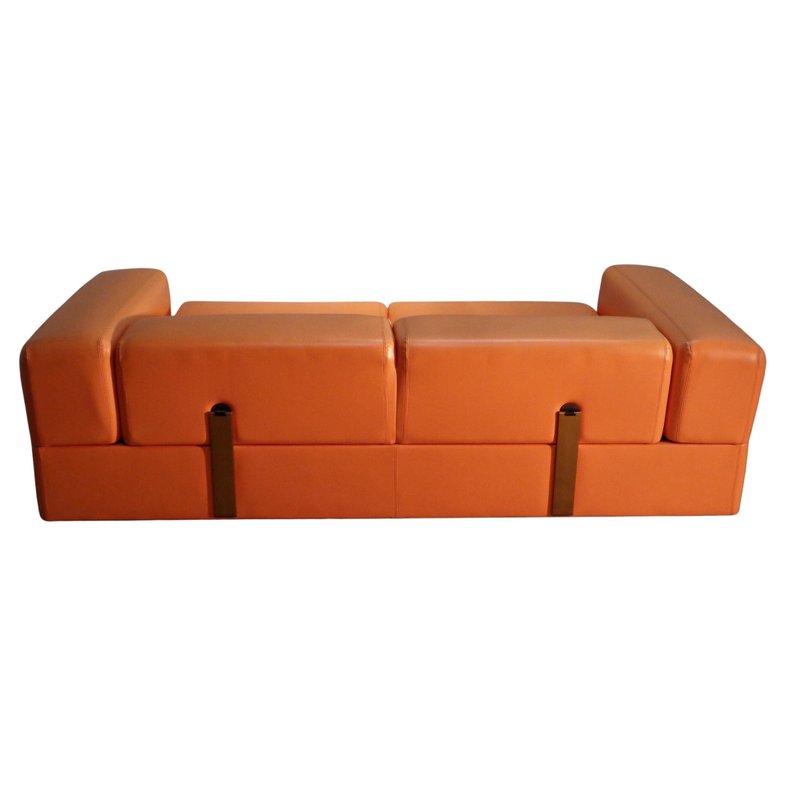 Post-Modern  711 Daybed Sofas by Tito Agnoli for Cinova  For Sale
