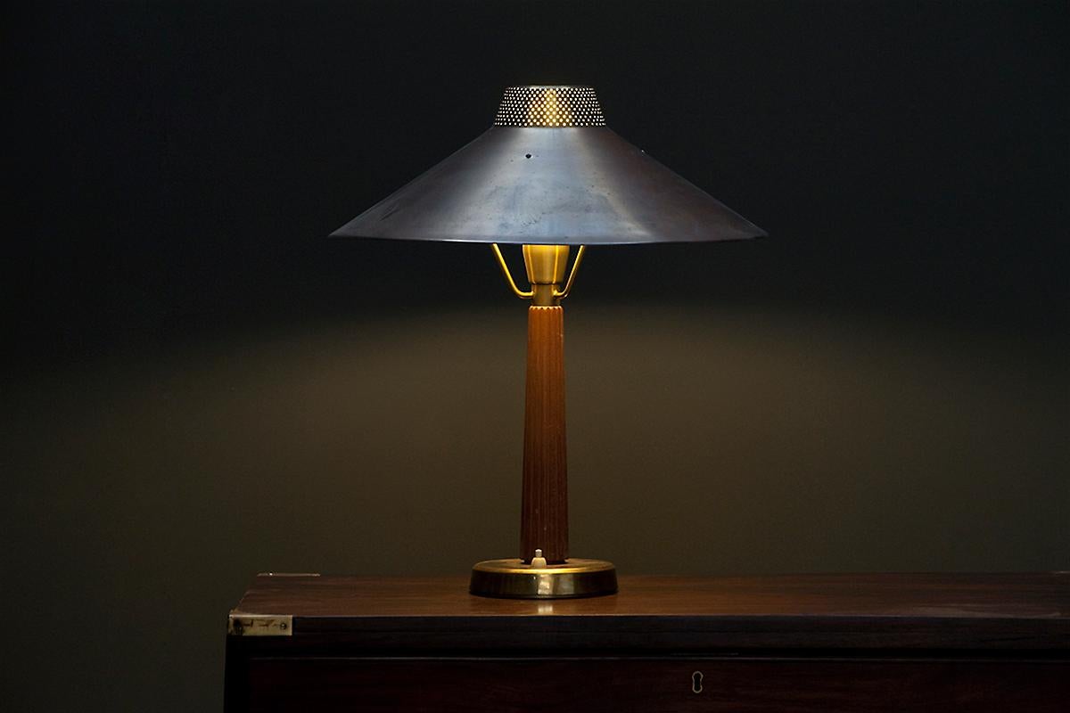 20th Century Model 716 Brass Table Lamp by Hans Bergstrom for Ateljé Lyktan