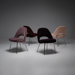 Model 72 Dining Chair by Eero Saarinen in 4 mixed colors, Set of 4