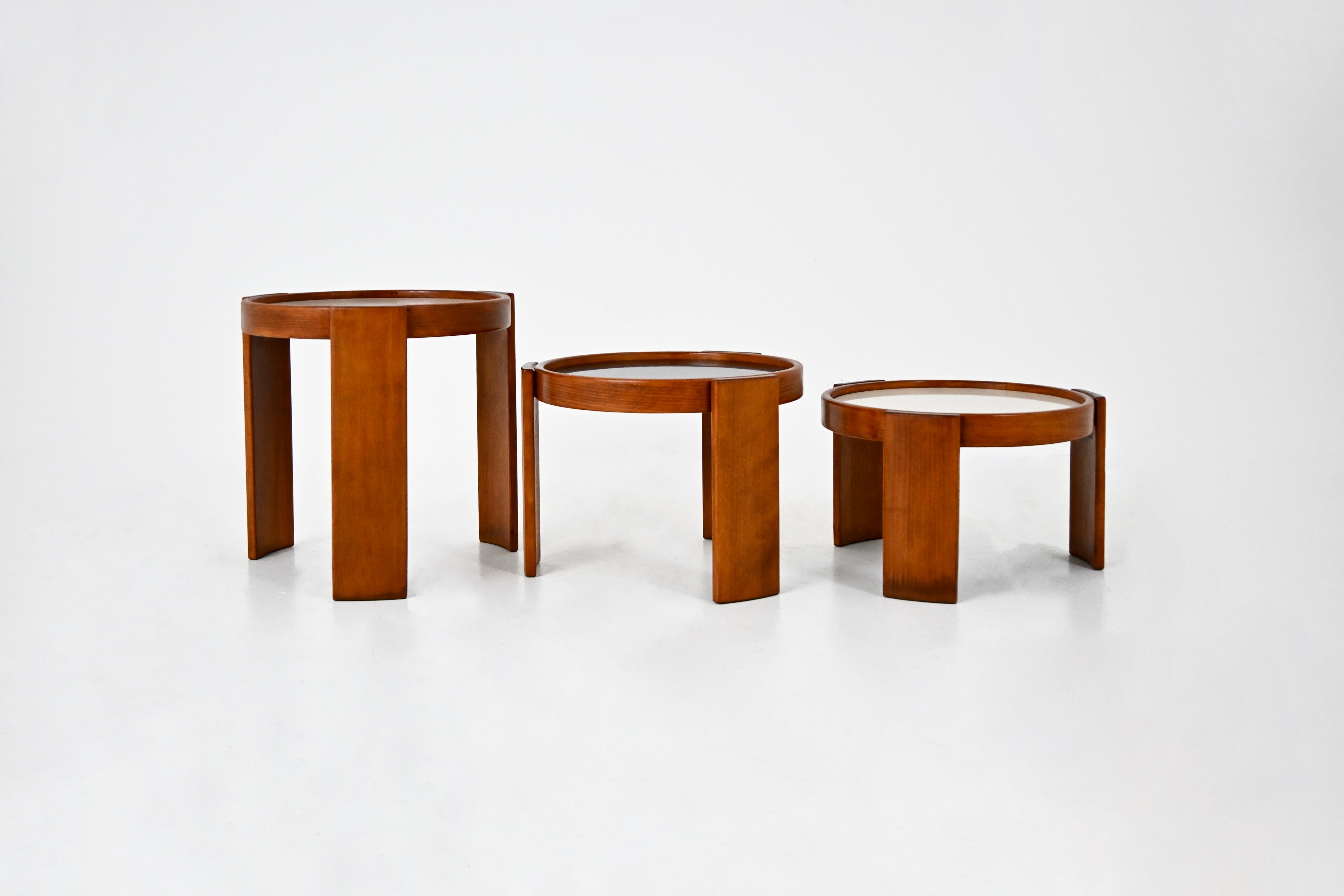 Italian Model 780 Nesting Tables by Gianfranco Frattini for Cassina, 1960s Set of 3