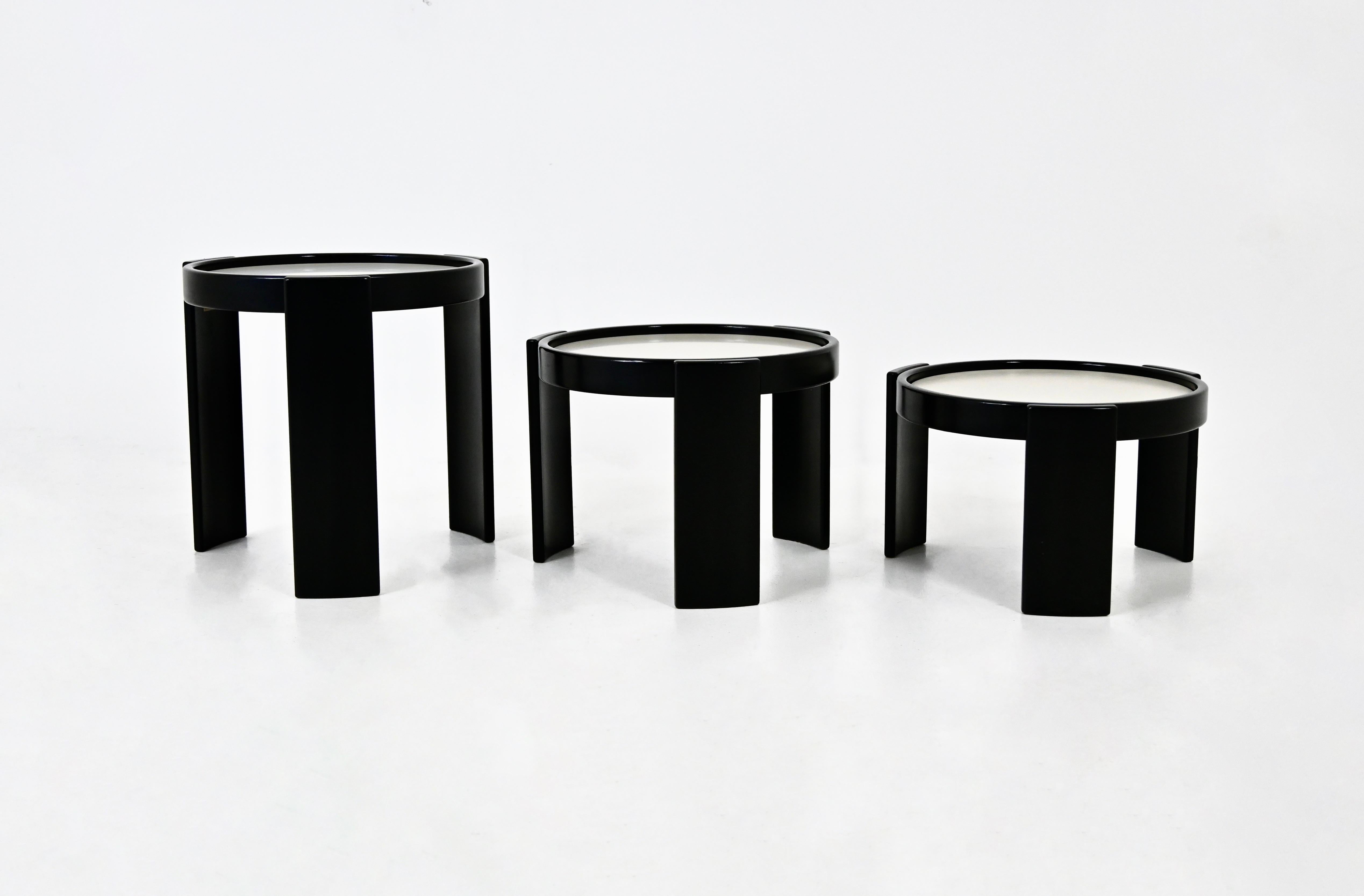 Italian Model 780 Nesting Tables by Gianfranco Frattini for Cassina, 1960s, Set of 3