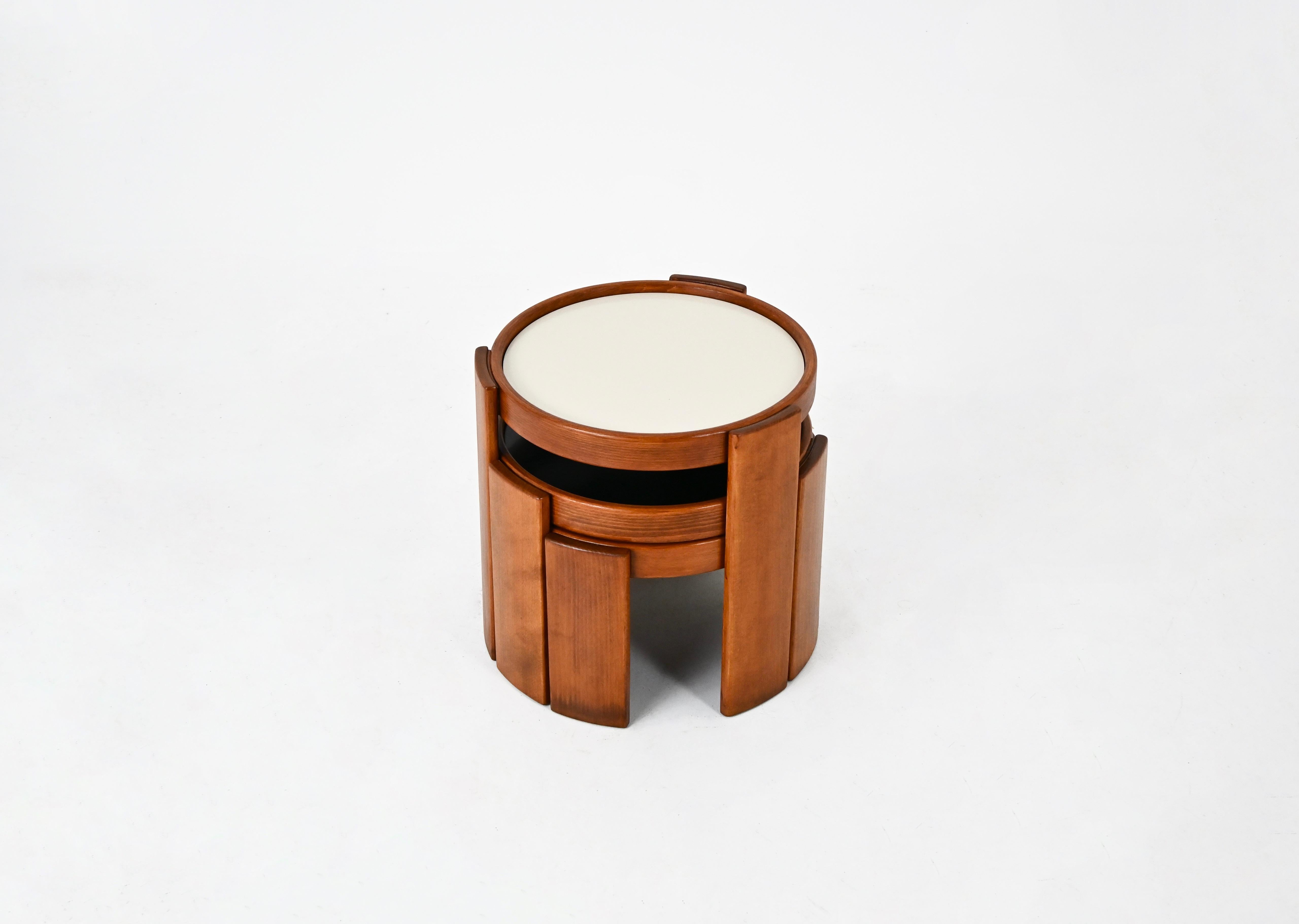 Model 780 Nesting Tables by Gianfranco Frattini for Cassina, 1960s Set of 3 2