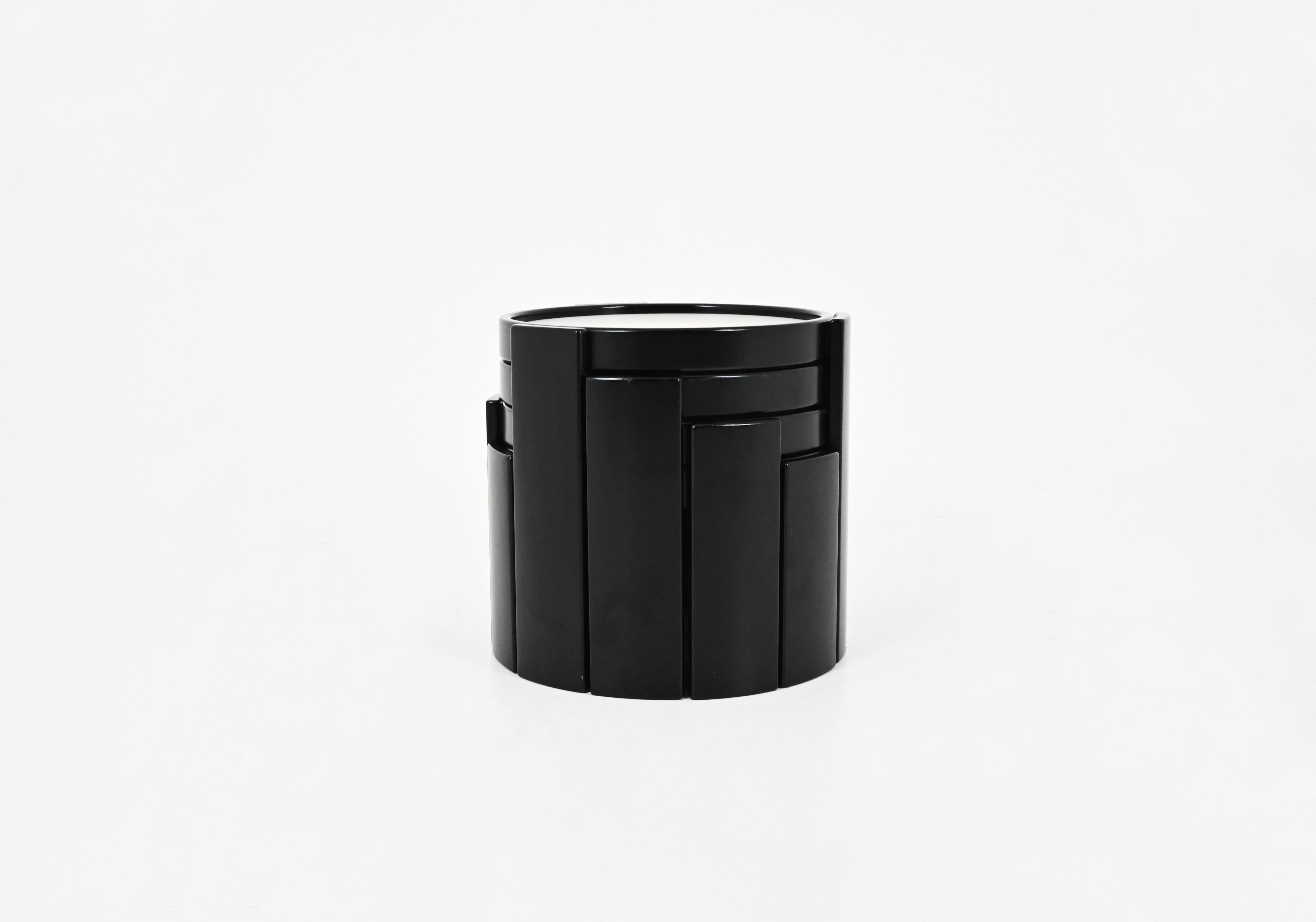 Model 780 Nesting Tables by Gianfranco Frattini for Cassina, 1960s, Set of 4 For Sale 1