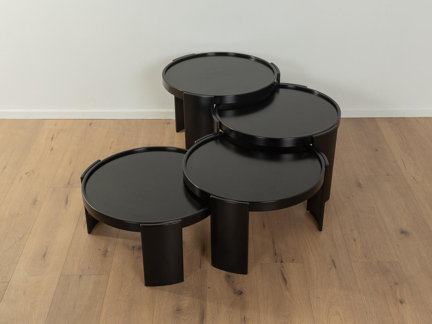 Model 783 nesting tables, Gianfranco Frattini, Cassina 1