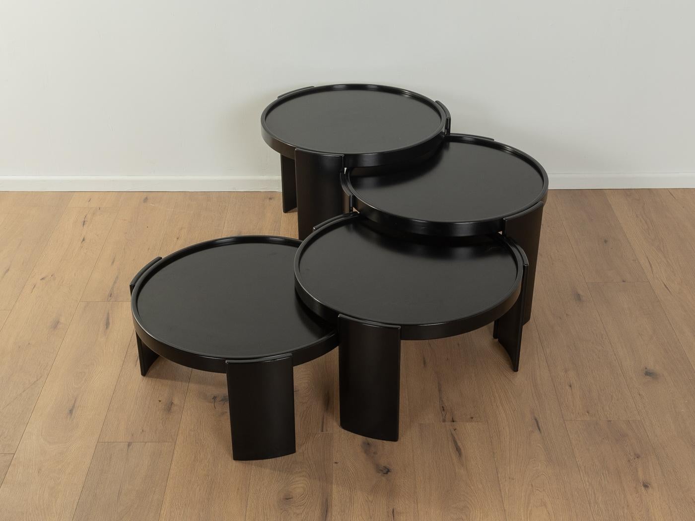 Model 783 nesting tables, Gianfranco Frattini, Cassina  For Sale 1