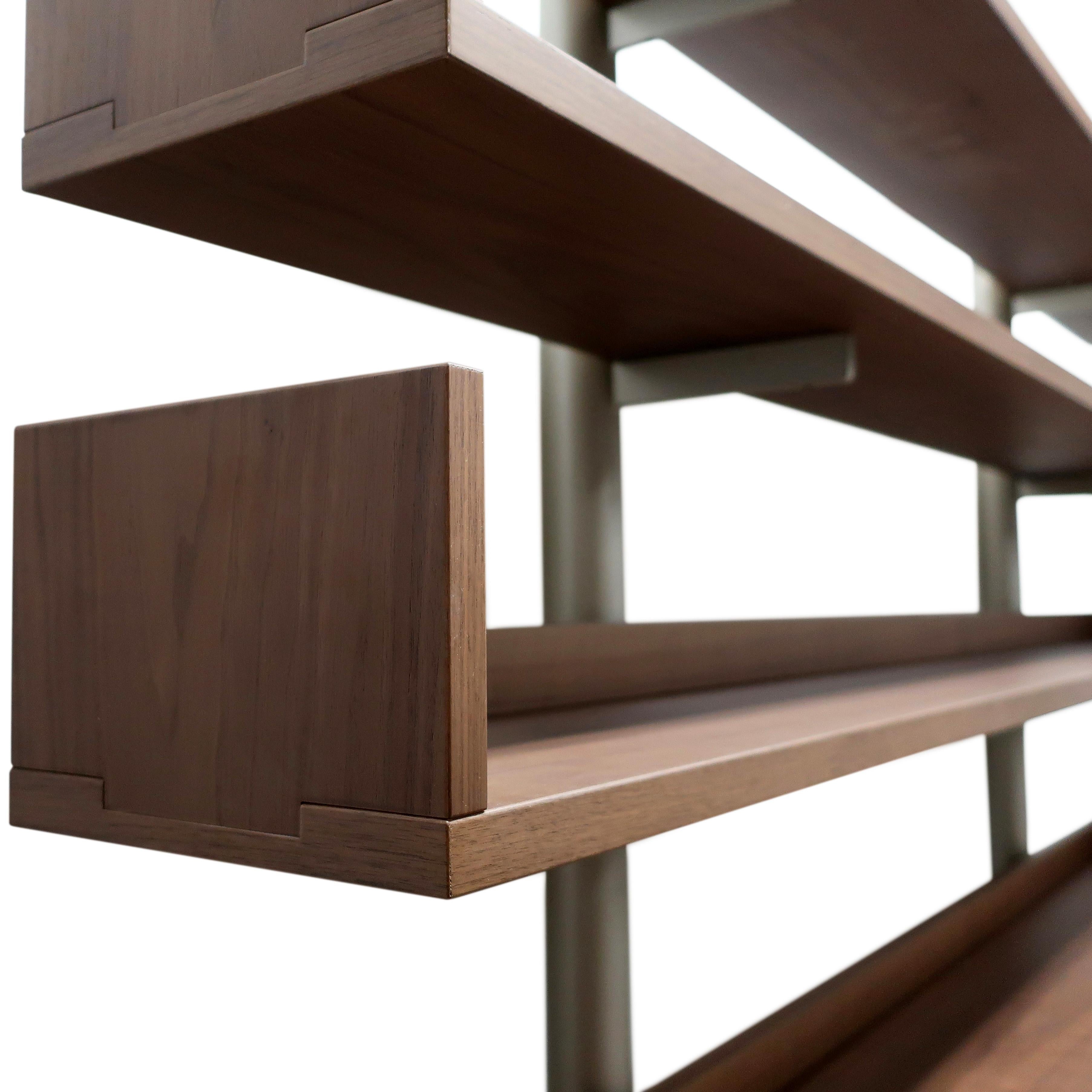 20th Century Model 795 Bookcase by Carlo Scarpa for Bernini For Sale