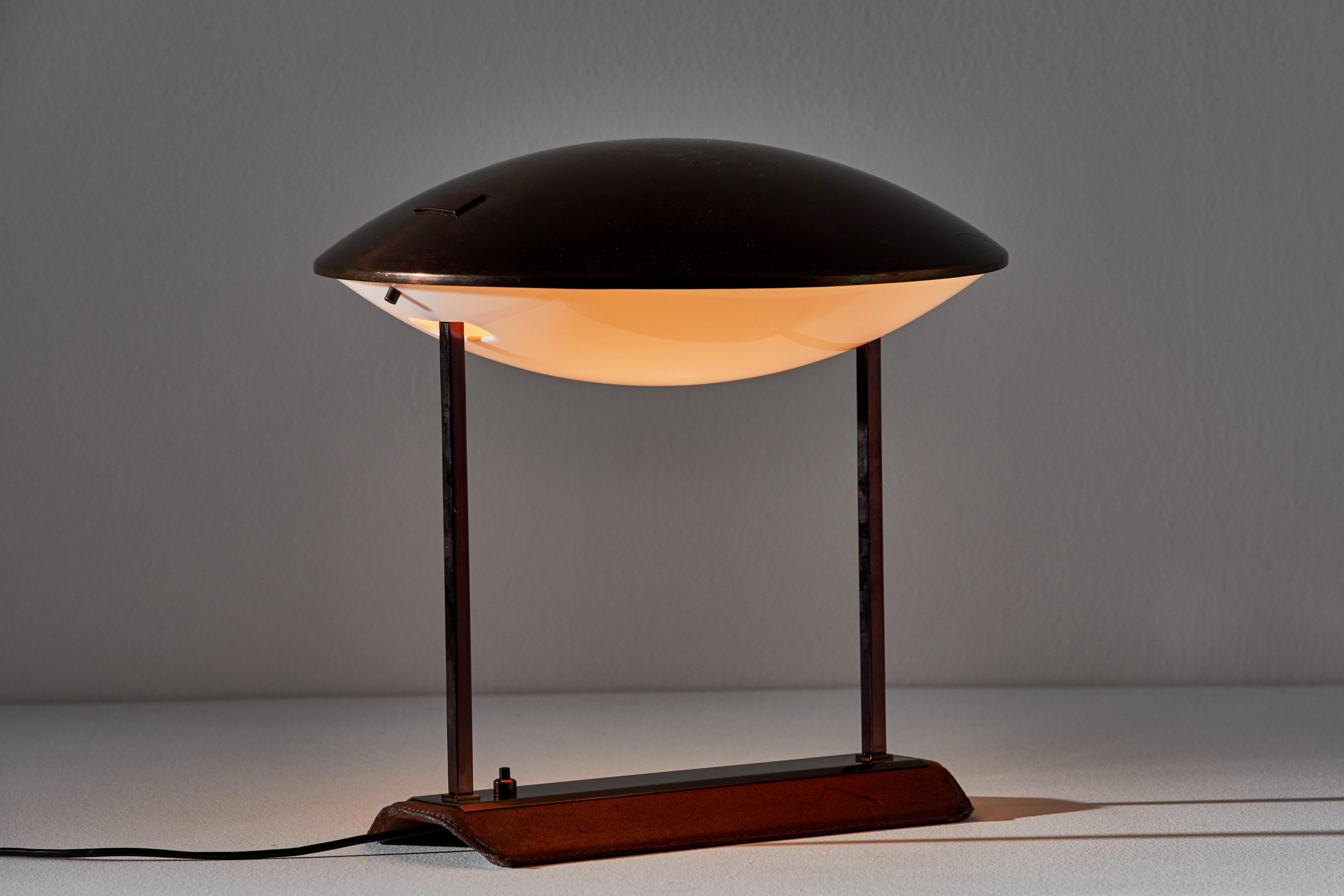 Mid-Century Modern Model 8050 Table Lamp by Stilnovo