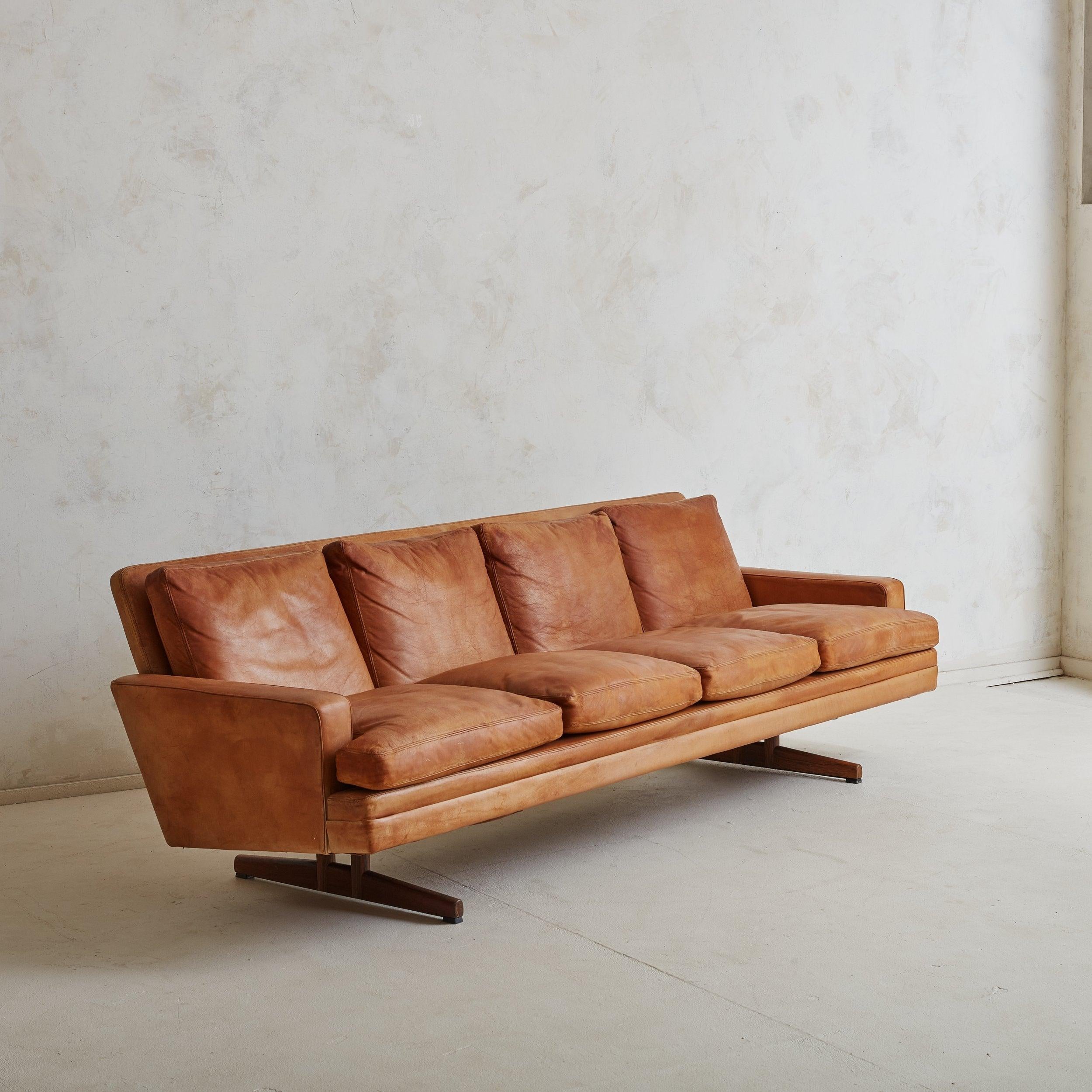 Scandinavian Modern Model 807' Cognac Leather Sofa by Frederik Kayser for Vatne Møbler, Norway 1960s