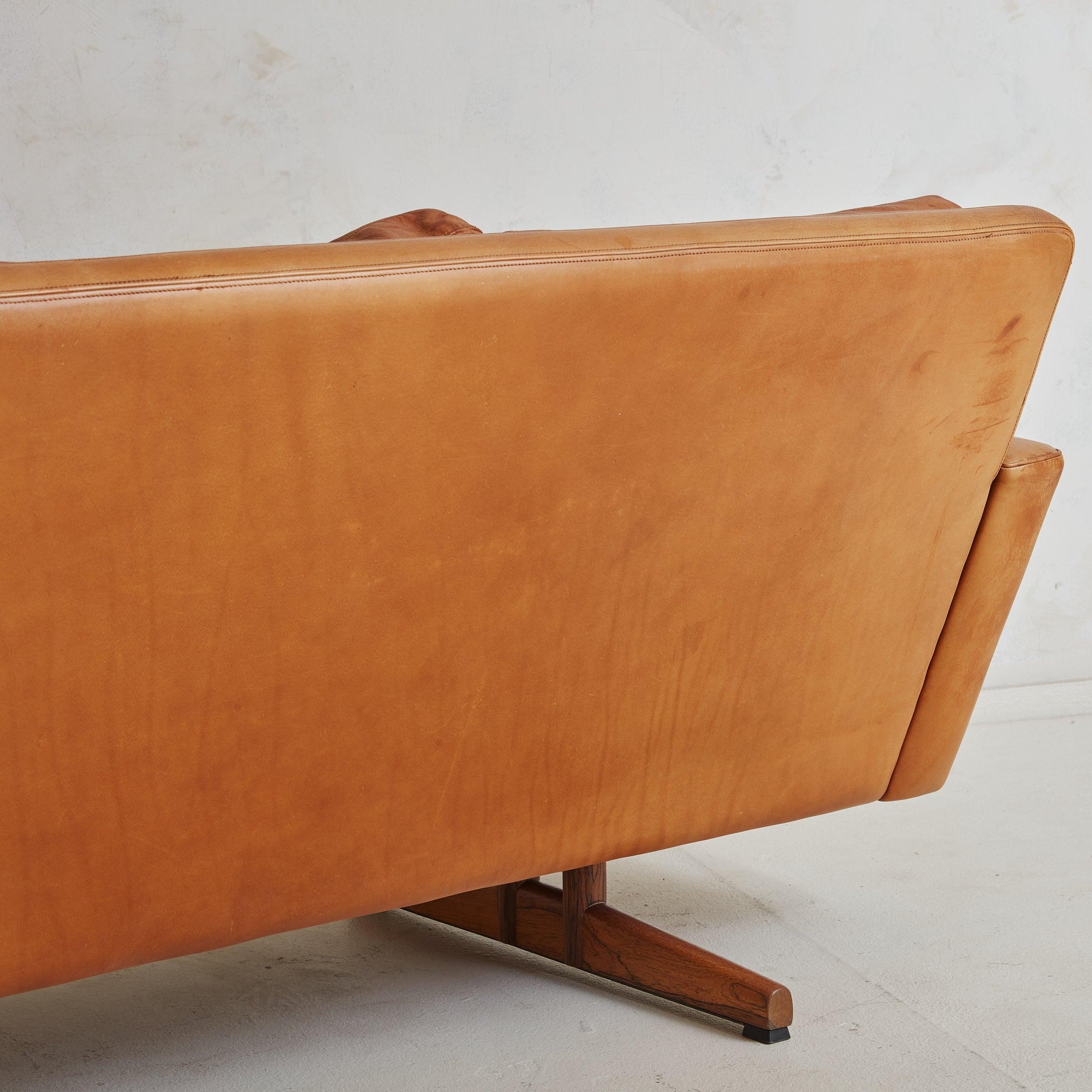 Model 807' Cognac Leather Sofa by Frederik Kayser for Vatne Møbler, Norway 1960s 1