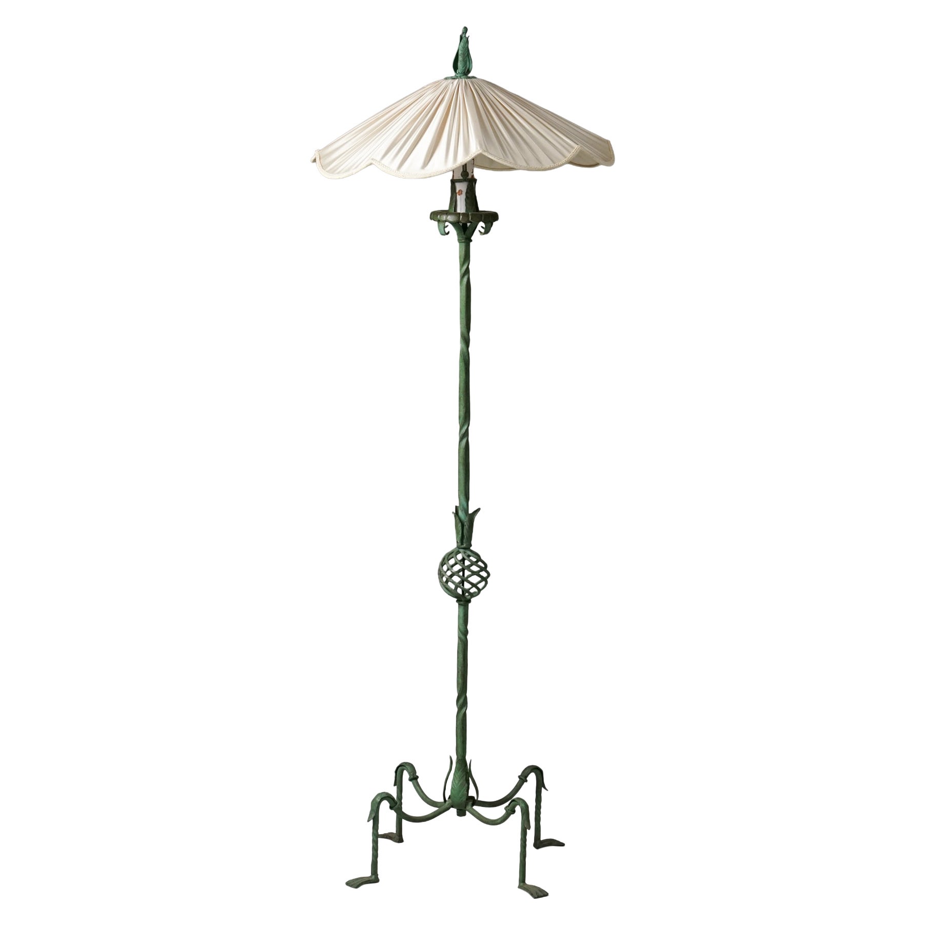 Model 811 Floor Lamp, Taidetakomo Hakkarainen, Finland, Early 20th Century
