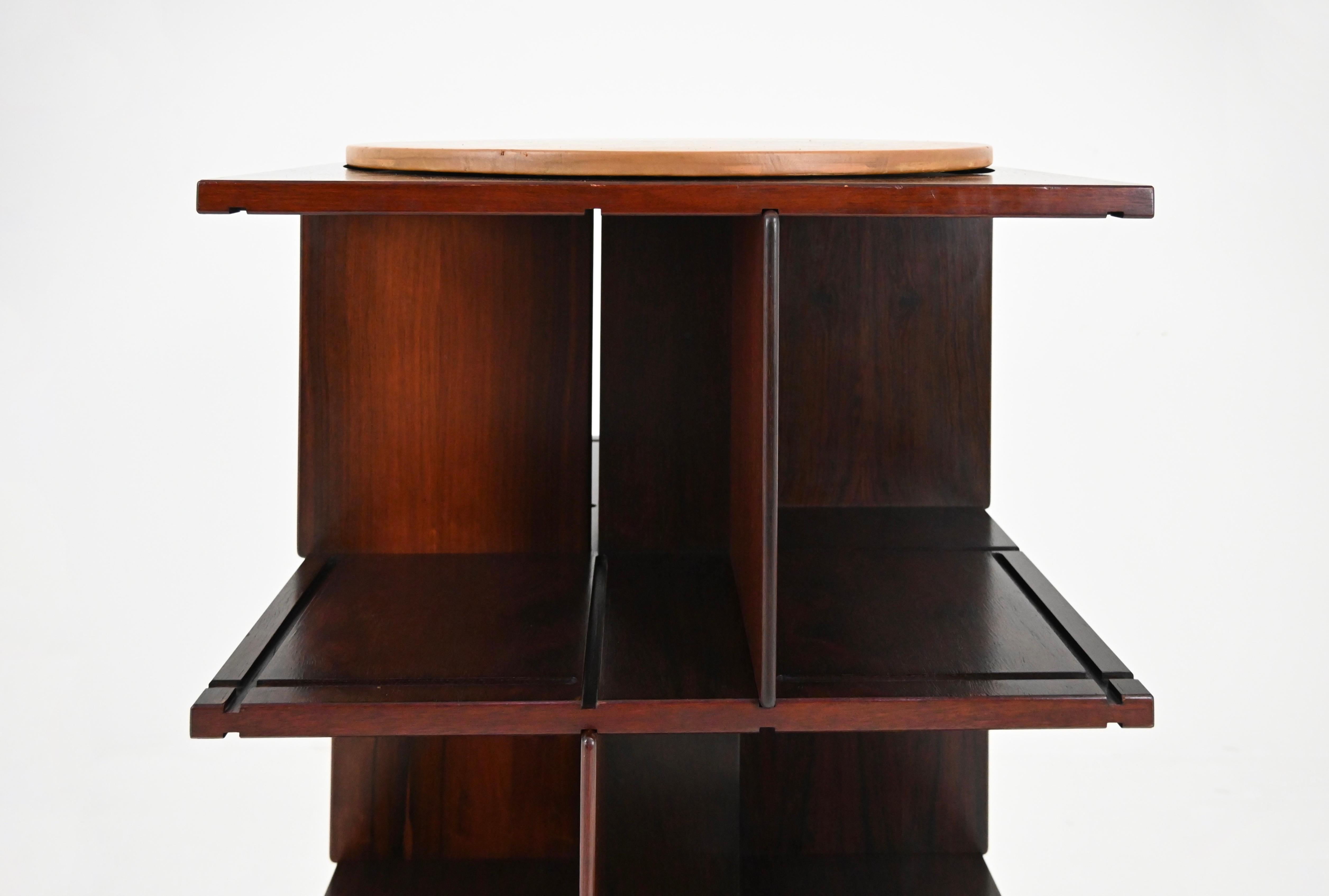 Model No. 823 Bücherregal von Gianfranco Frattini für Bernini, 1963 im Angebot 1