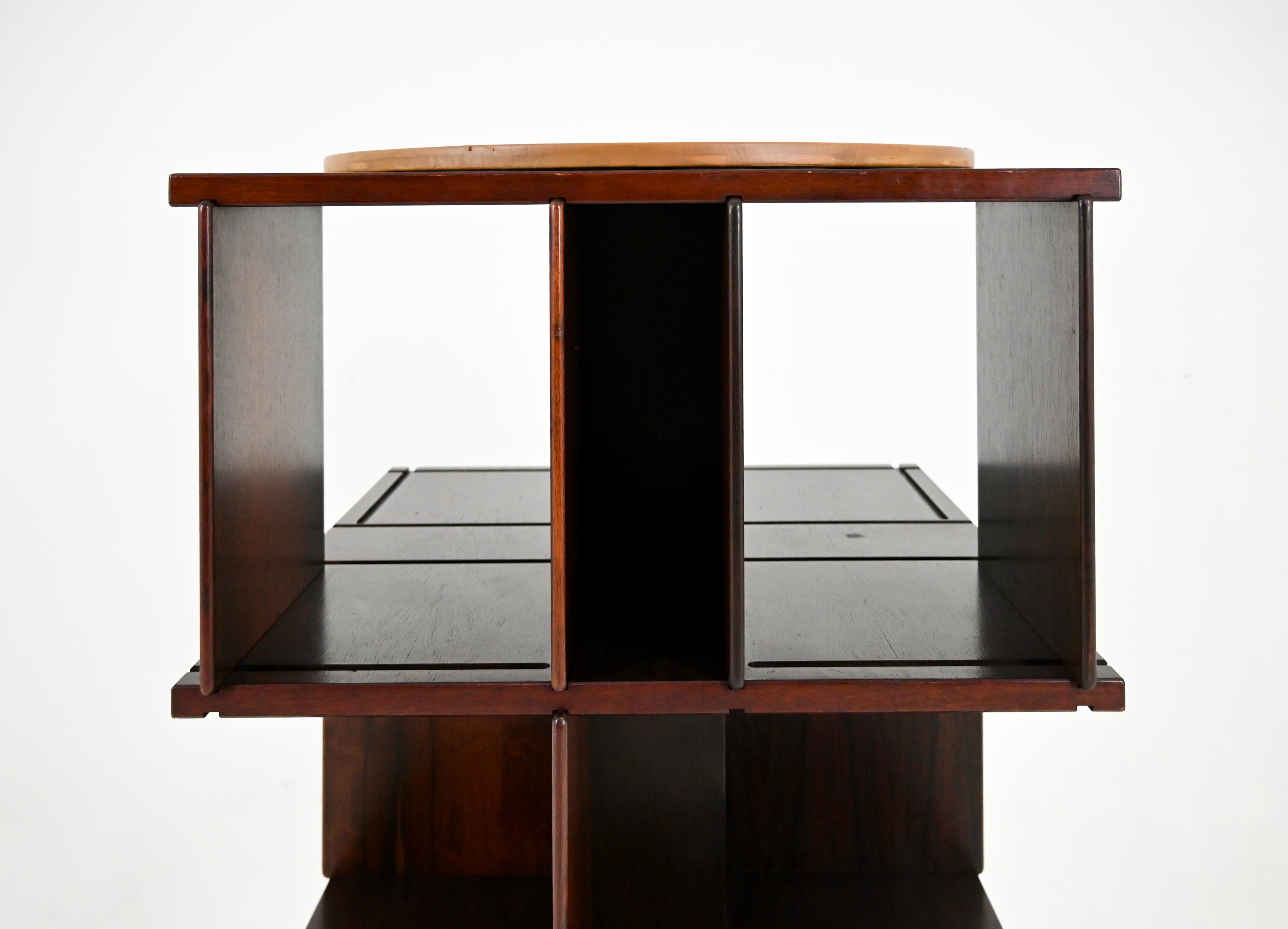Model No. 823 Bücherregal von Gianfranco Frattini für Bernini, 1963 im Angebot 2