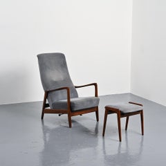 Model 829 lounge chair and ottoman by Gio Ponti for Cassina