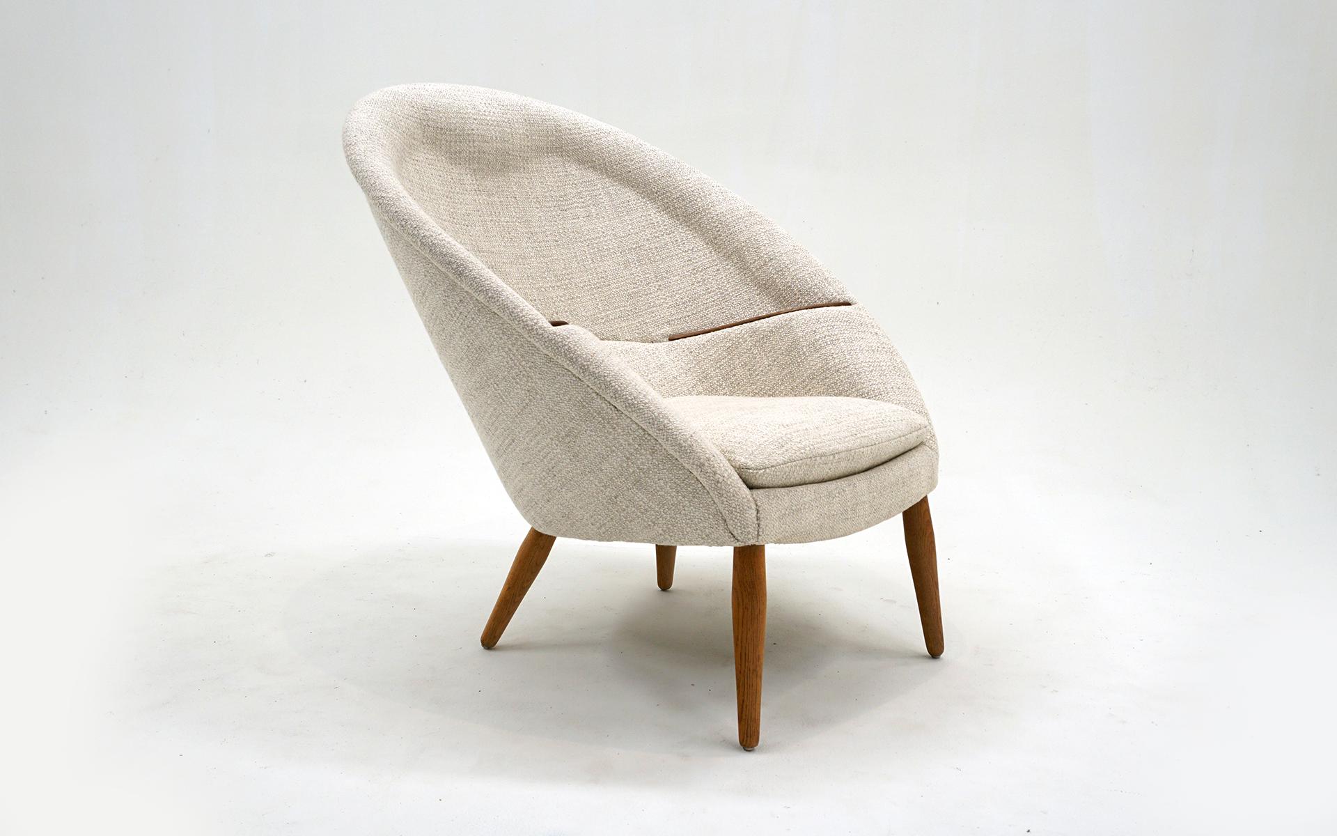 Mid-20th Century Model 9 Lounge Chair by Arnold Madson For Sale