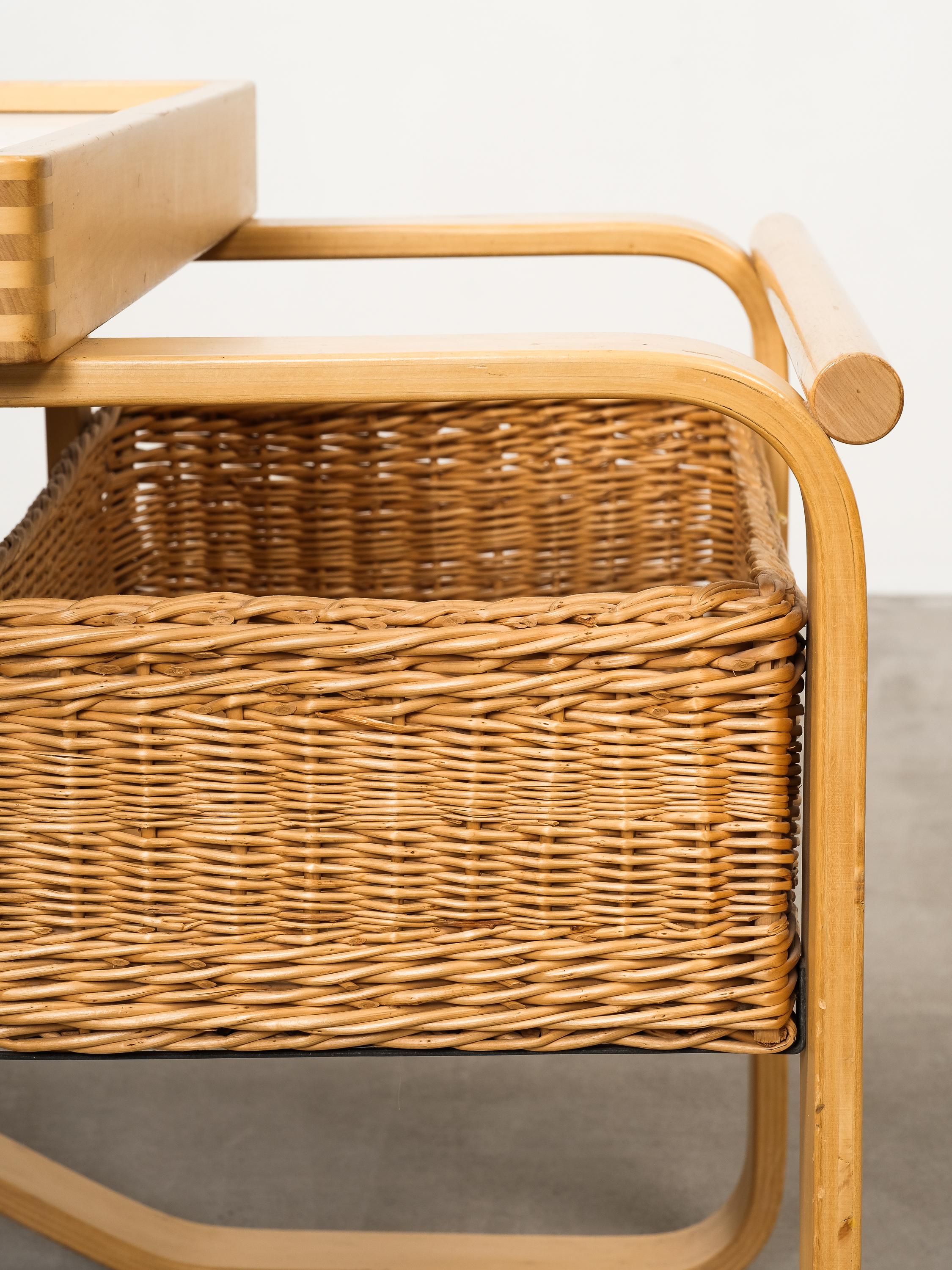 Chariot à thé modèle 900 d'Alvar Aalto pour Artek, années 1960/70 en vente 8