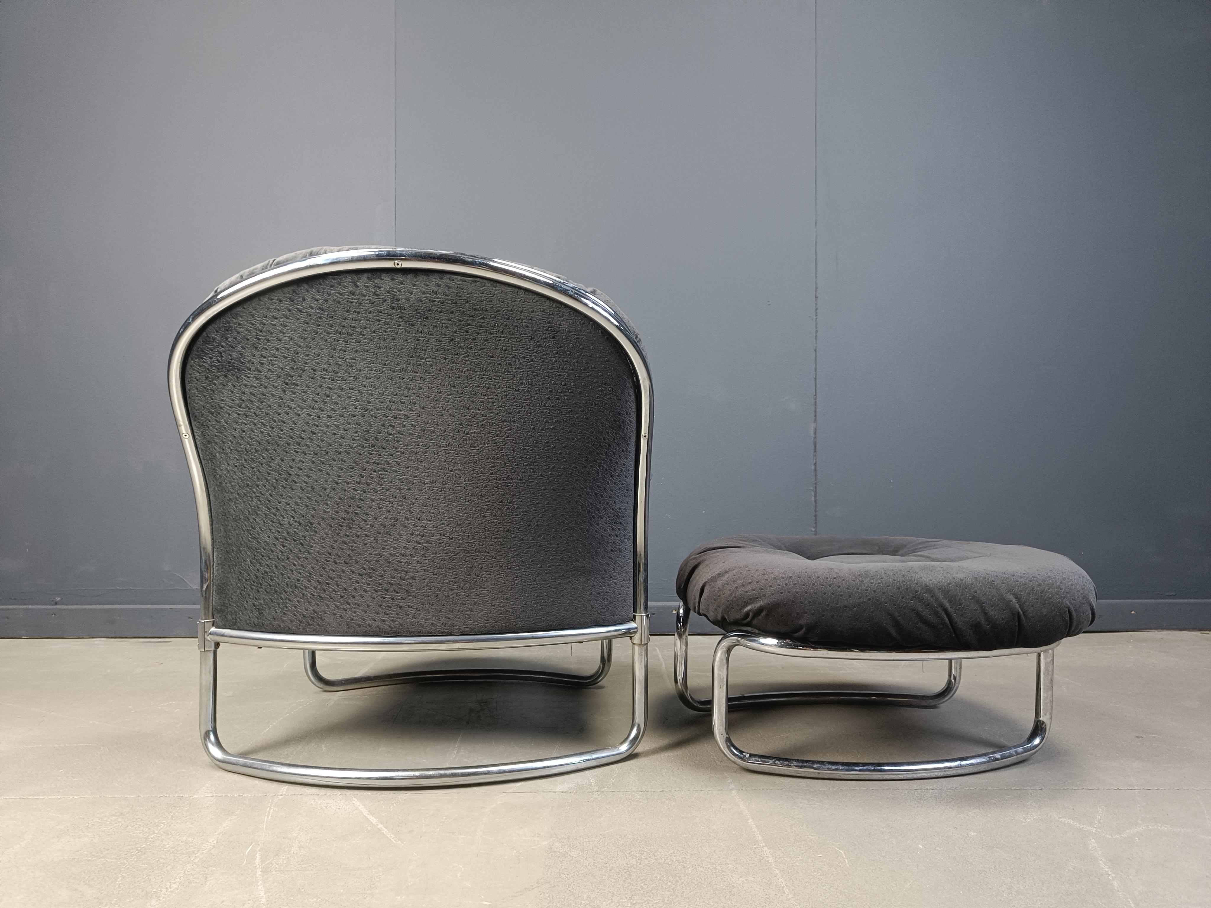 Mid-Century Modern Chaise longue modèle 915 avec tabouret par Carlo De Carli pour Cinova, 1970 en vente
