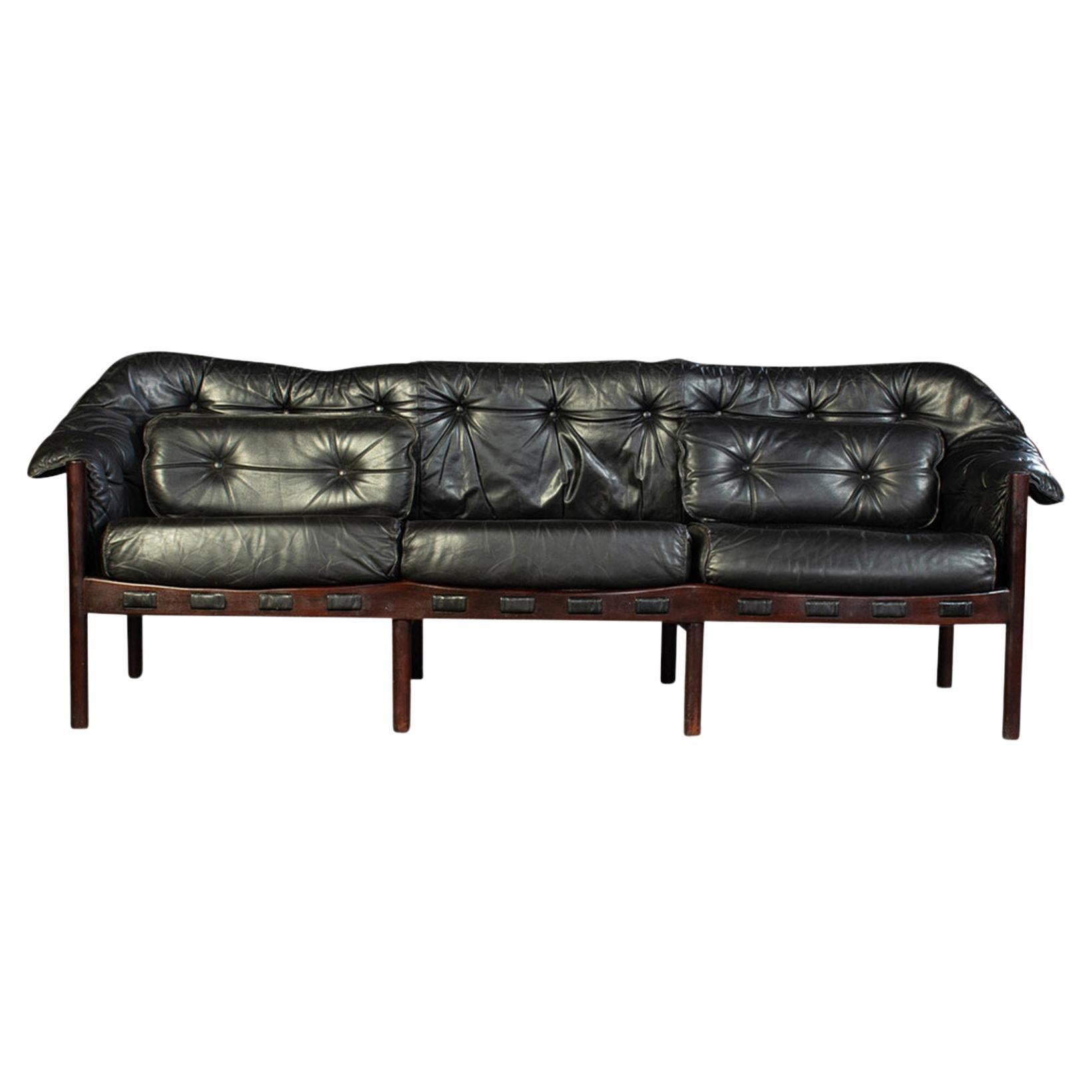 Model 925 Three Seat Leather Sofa by Arne Norell