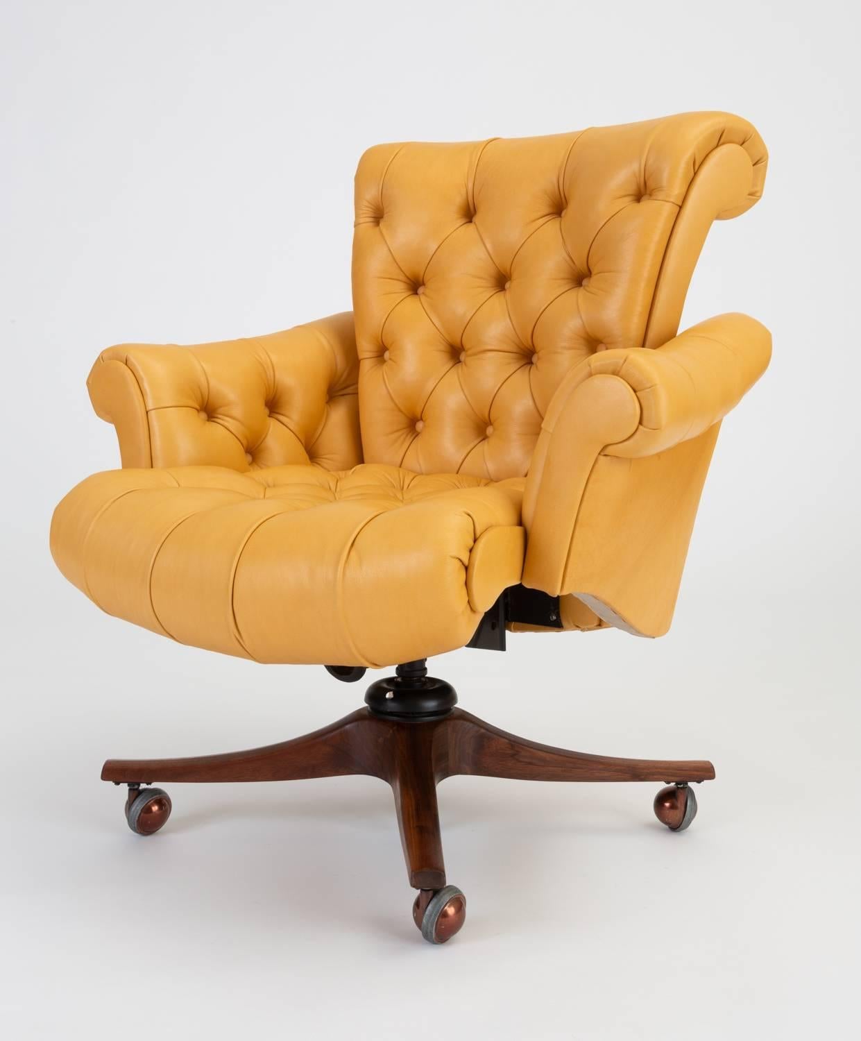 Mid-Century Modern Model 932 “In Clover” Executive Office Chair by Edward Wormley for Dunbar