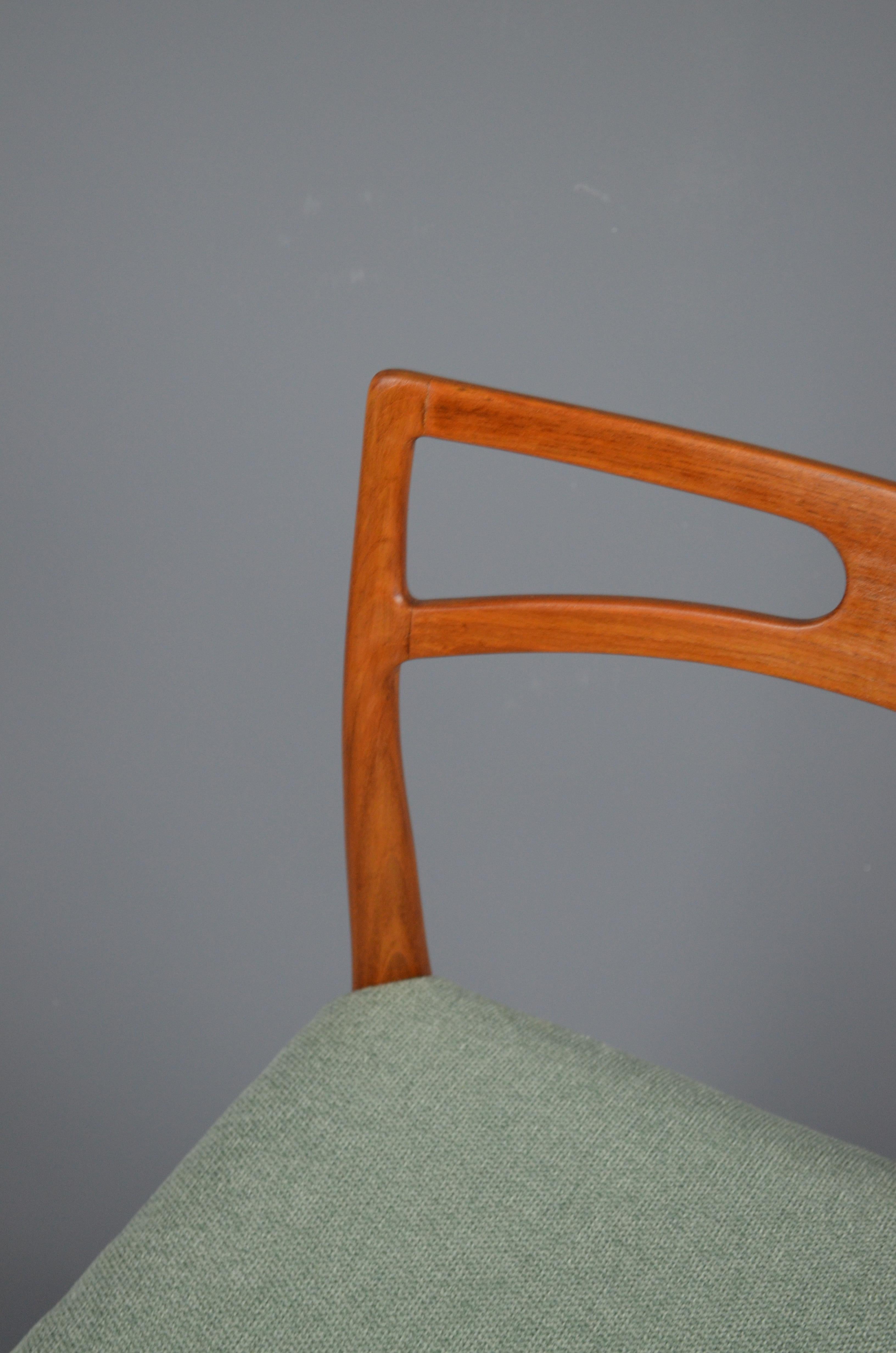 Sedia da pranzo Model 94 in teak di Johannes Andersen per Christian Linneberg, anni '60 In condizioni buone in vendita a Marinha Grande, PT