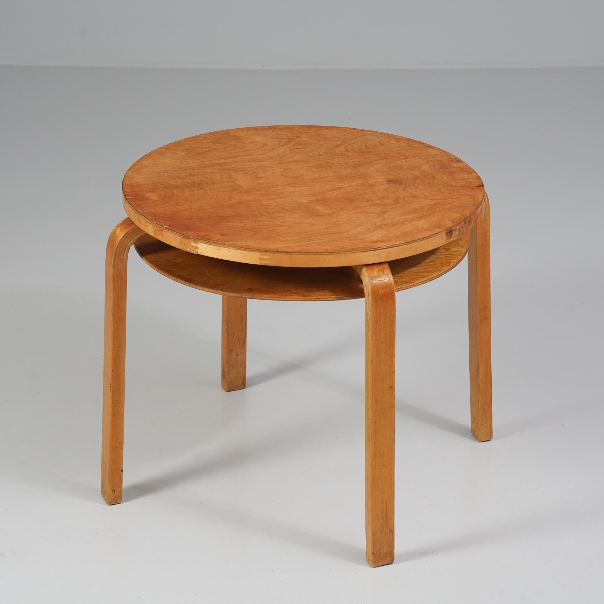 Scandinave moderne Model No A70 Club Table, Alvar Aalto, Oy Huonekalu- ja Rakennustyötehdas, 1940/1950 en vente