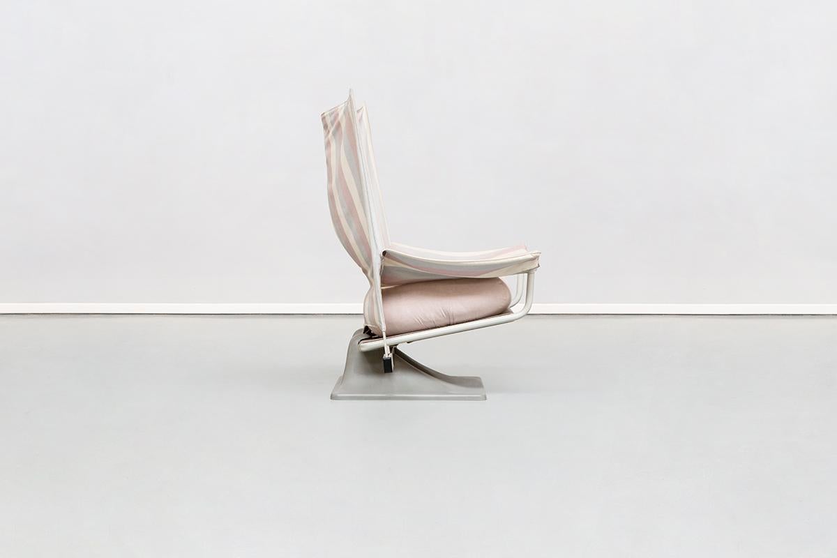 Steel Model AEO, Design by Archizoom Associates, manufactured by Deganello, Cassina