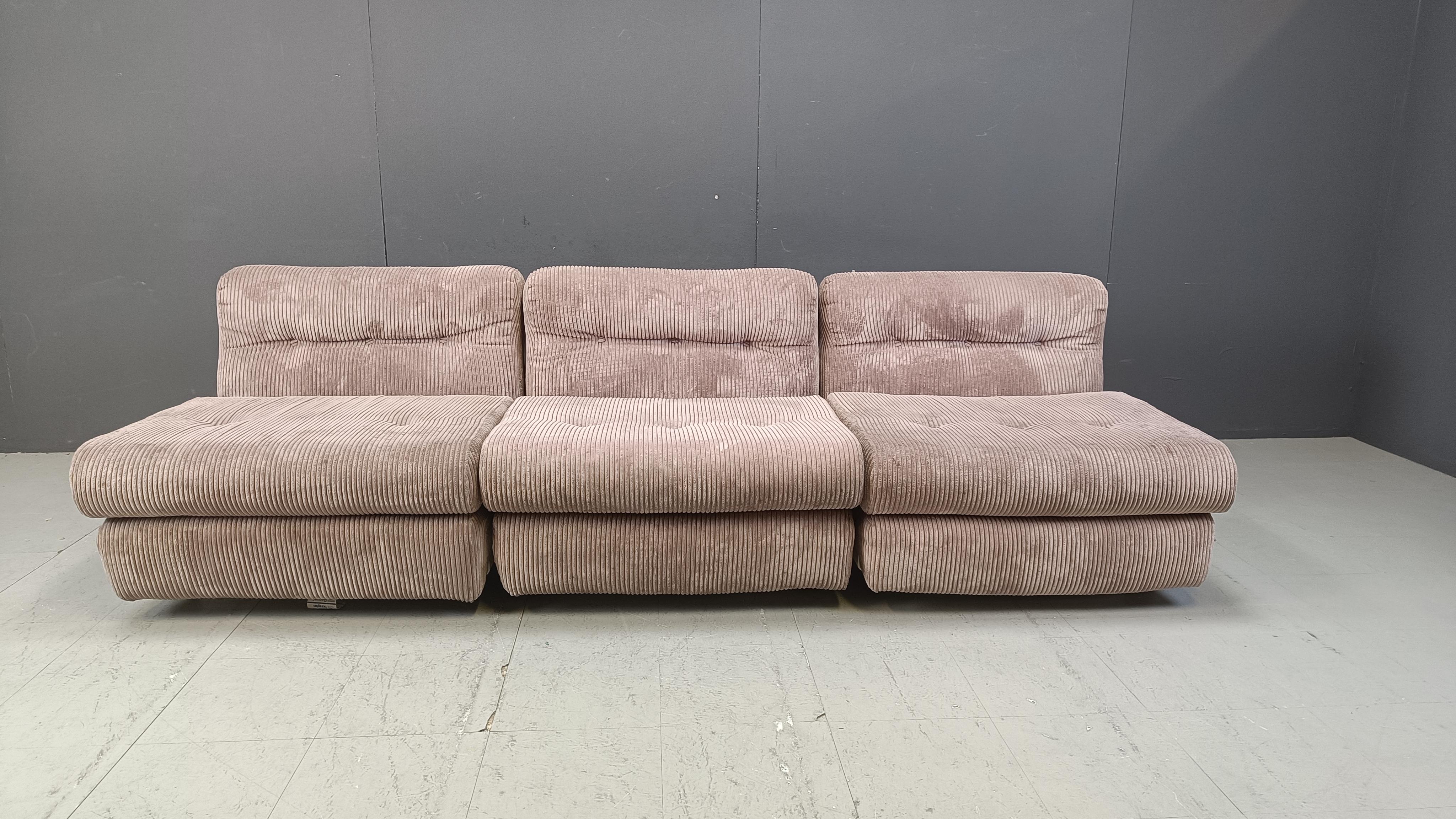 Model Amanta Modular Sofa by Mario Bellini for C&B Italia, 1970s In Good Condition In Leuven, Vlaams Gewest