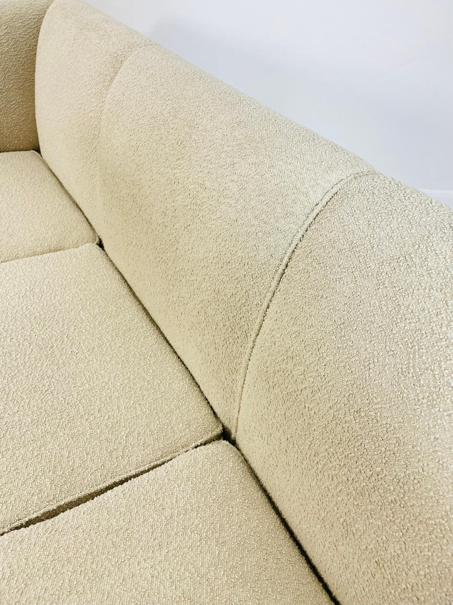 Modèle AP18 Canapé 3 places par Hans J. Wegner pour A.P. Stolen en vente 10