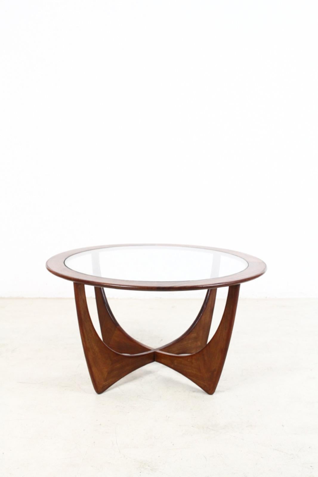 20th Century Model Astro Coffee Table by Victor Wilkins for G-Plan, 1960s For Sale