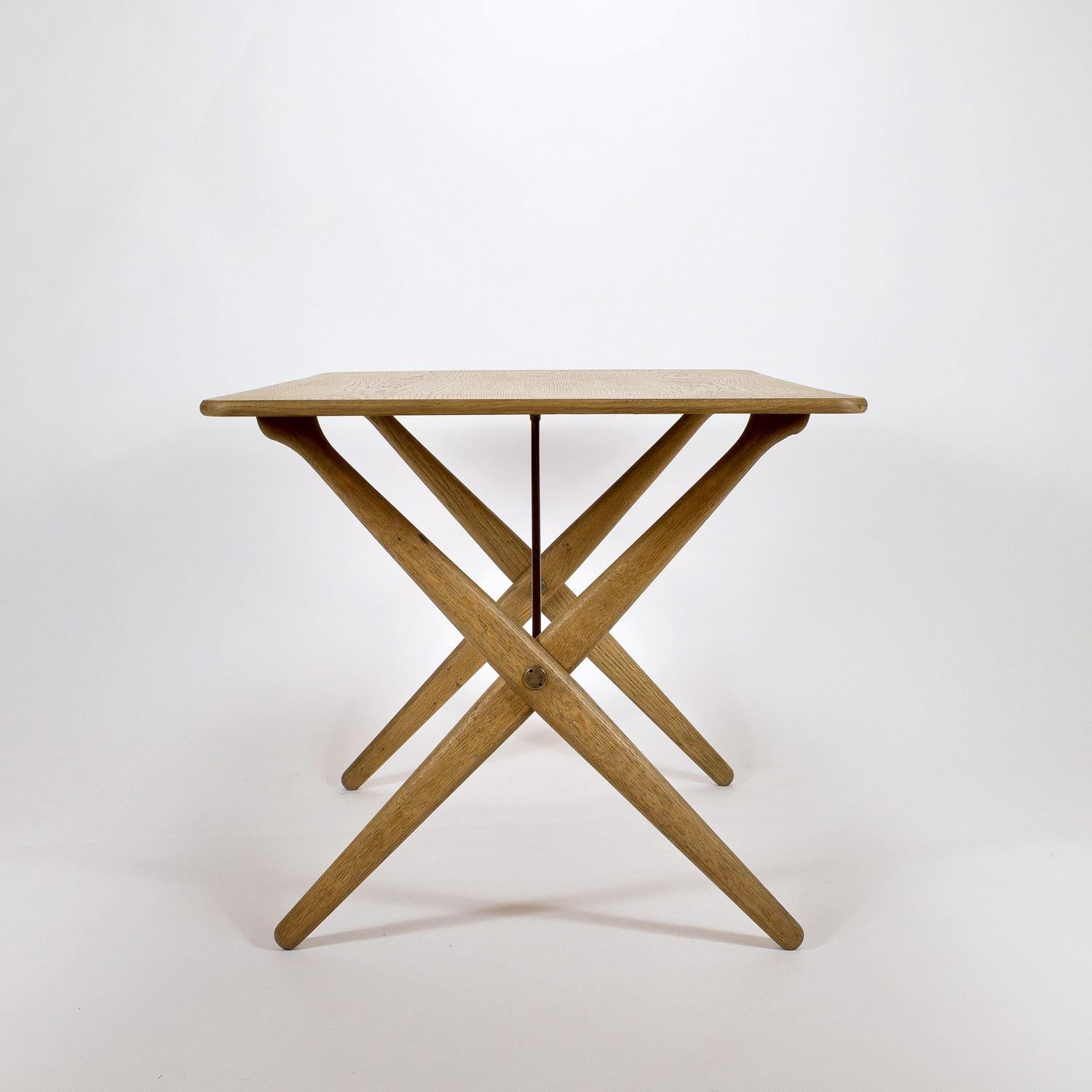 Danish Model AT308 Oak Side Table by Hans Wegner for Andreas Tuck, Denmark, 1950s For Sale
