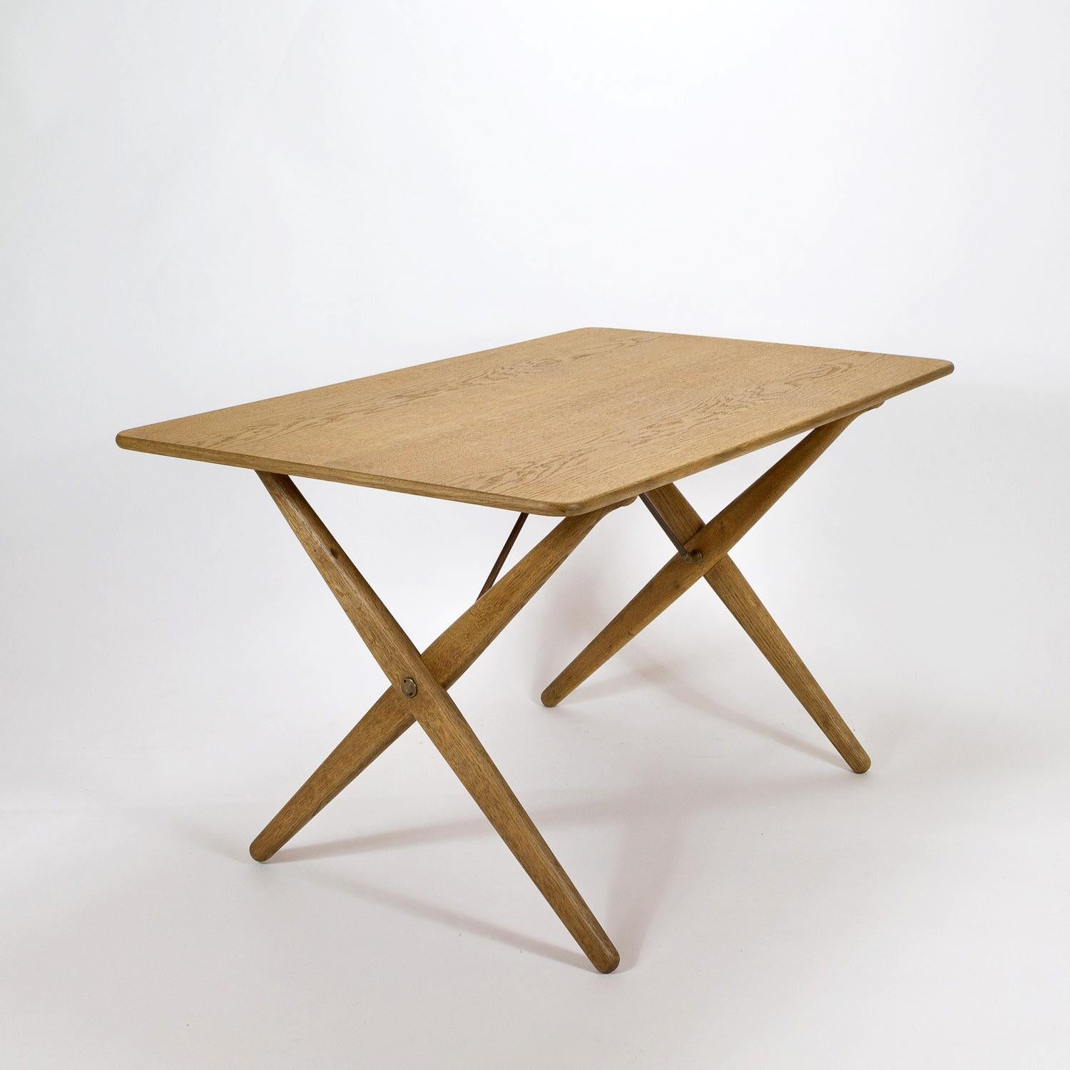 Mid-20th Century Model AT308 Oak Side Table by Hans Wegner for Andreas Tuck, Denmark, 1950s For Sale
