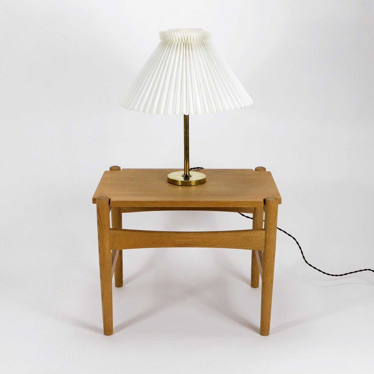 Danish Mid Century Model AT50 Oak Side Table, Hans Wegner for A. Tuck, Denmark 1960s