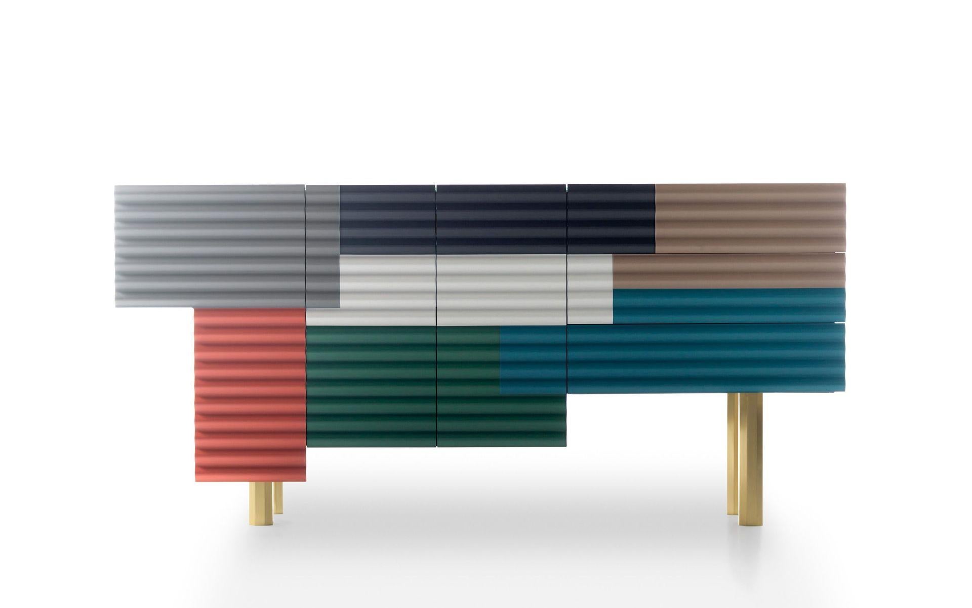 Moderne Petit meuble de rangement Shanty Modèle B d'hiver par Doshi Levien en vente
