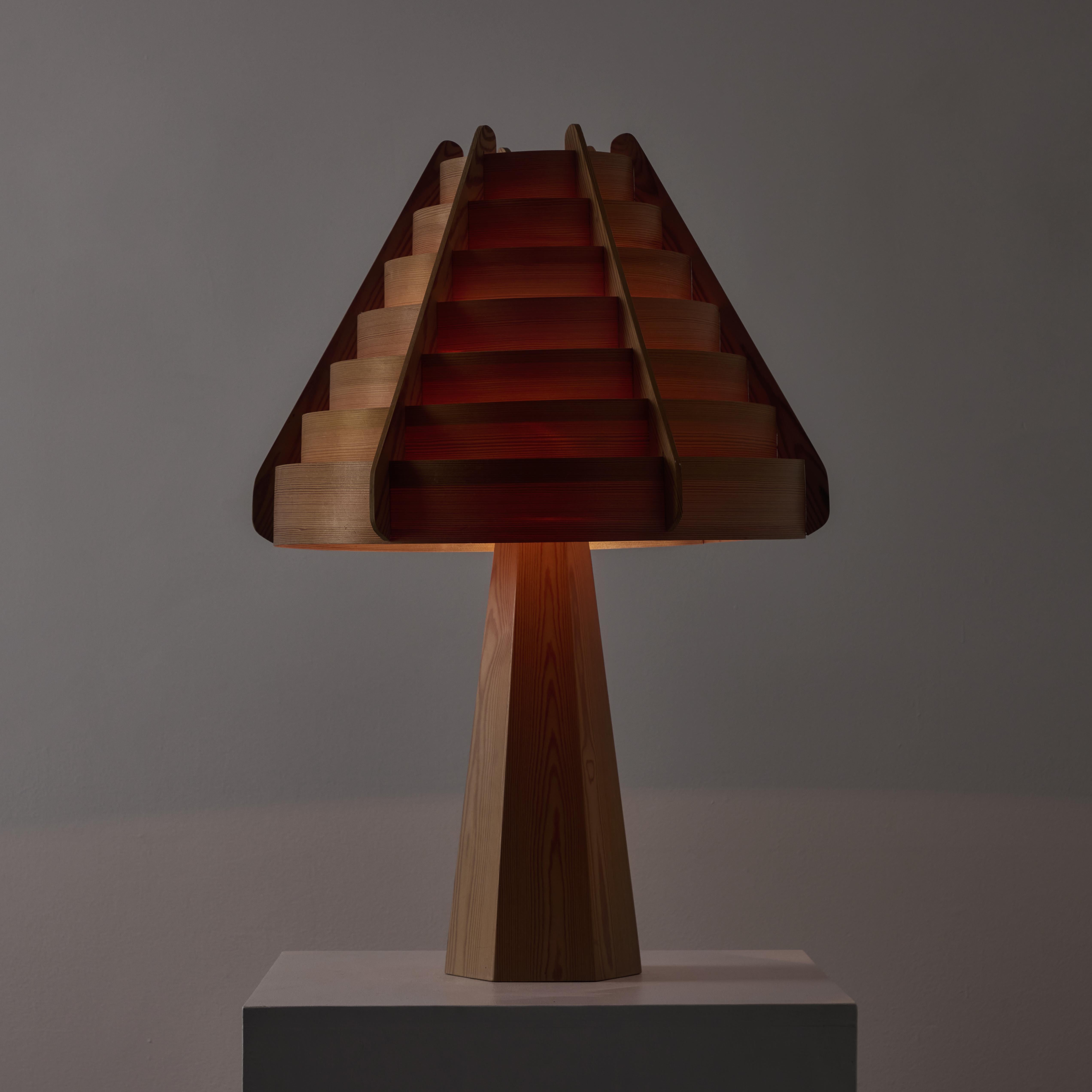 Mid-Century moderno Lampada da tavolo Model B148 di Hans-Agne Jakobsson per AB Elysett in vendita