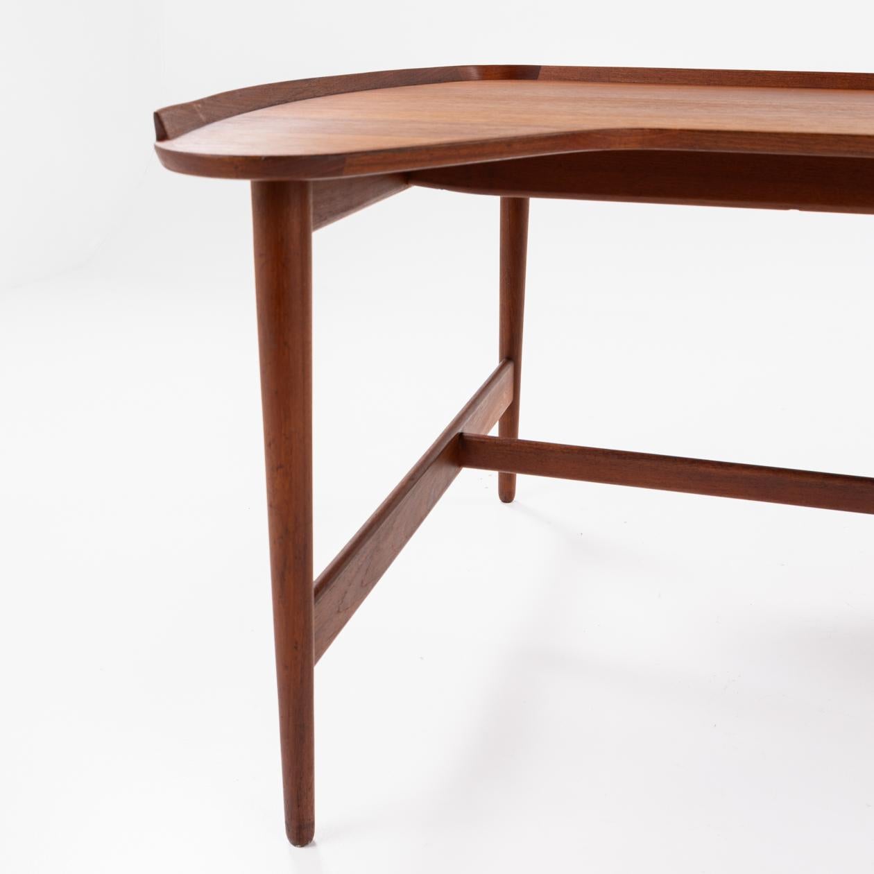 Model BO 85 - Freestanding desk by Arne Vodder 2