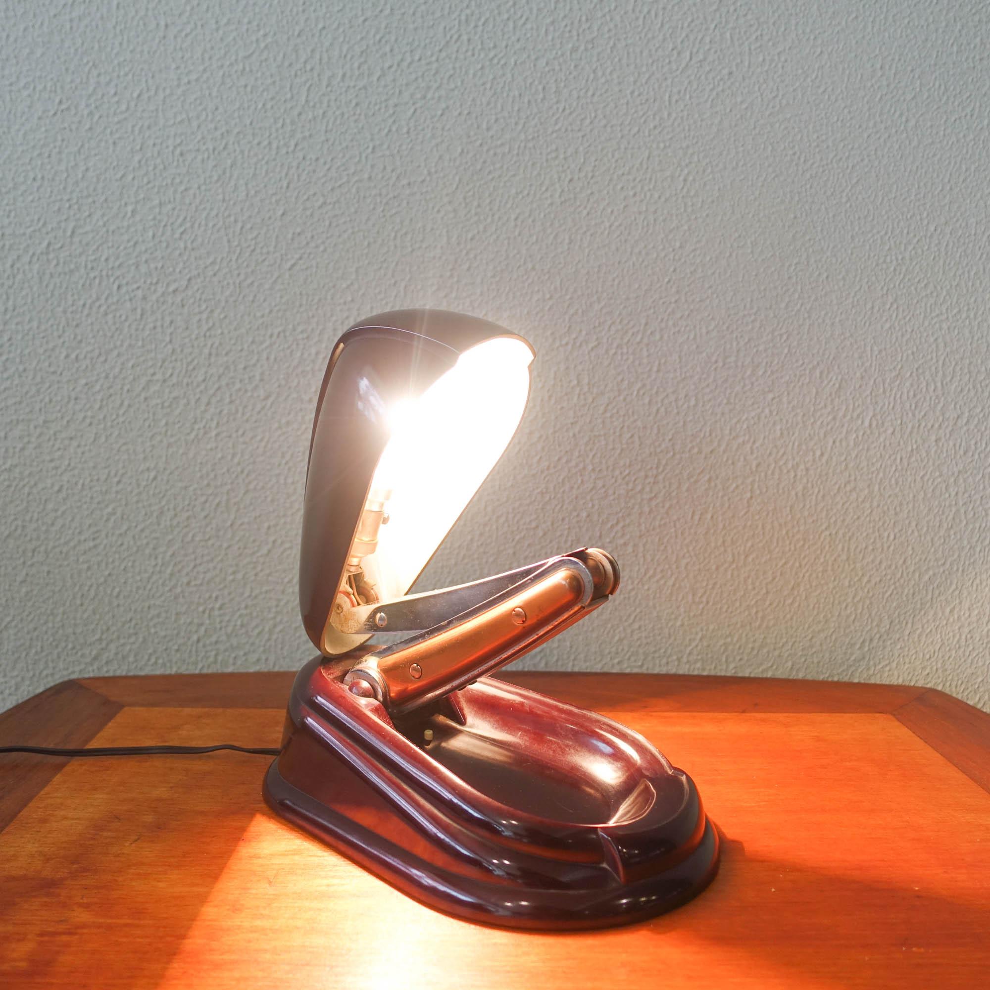 Model Bolide Table Lamp by Jumo Brevete for Jumo, 1940s In Good Condition In Lisboa, PT