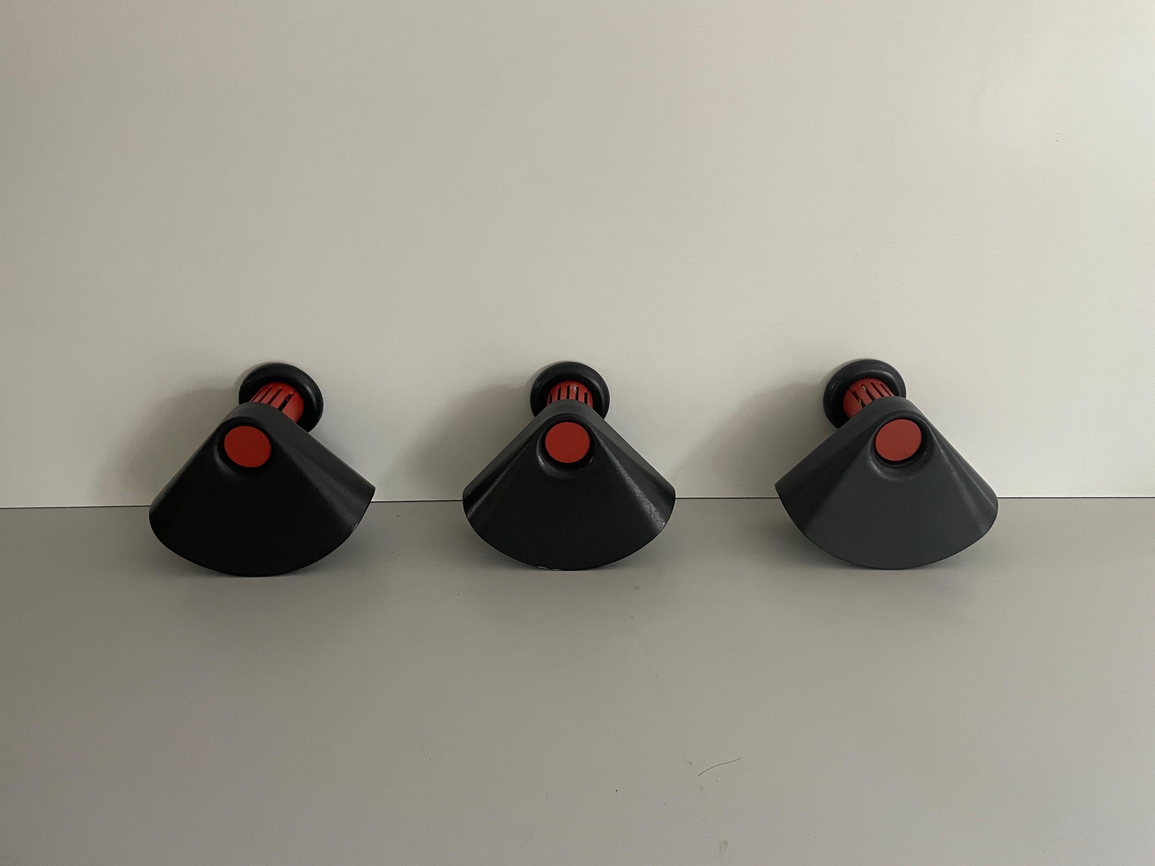 italien Model Bollo Ensemble de 3 appliques murales par Tobia Scarpa pour Flos, années 1970, Italie en vente